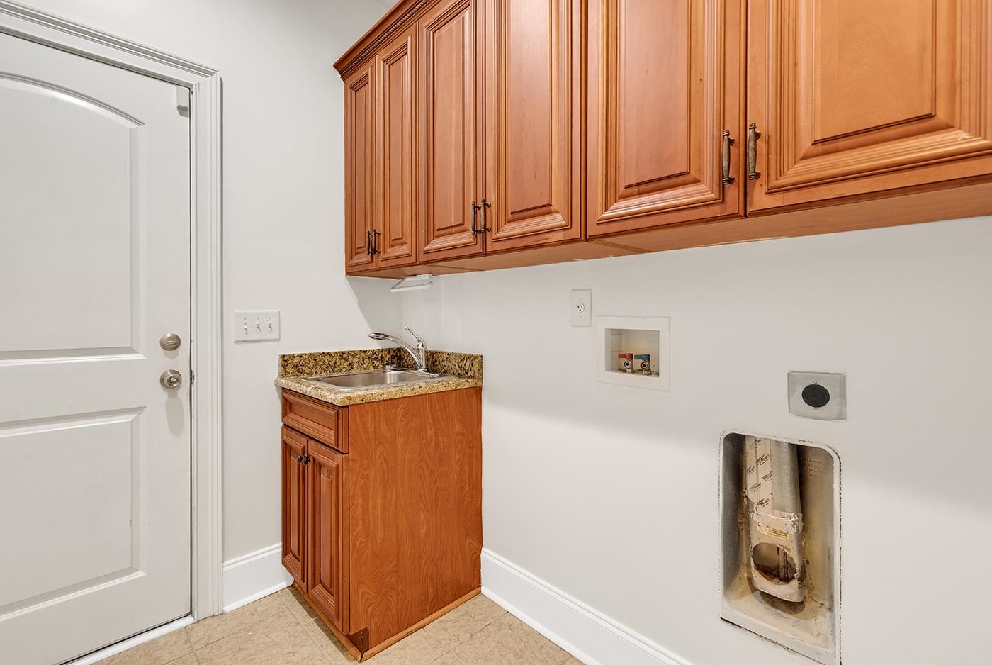 284 Chamberlin Rd. Property Photo 32