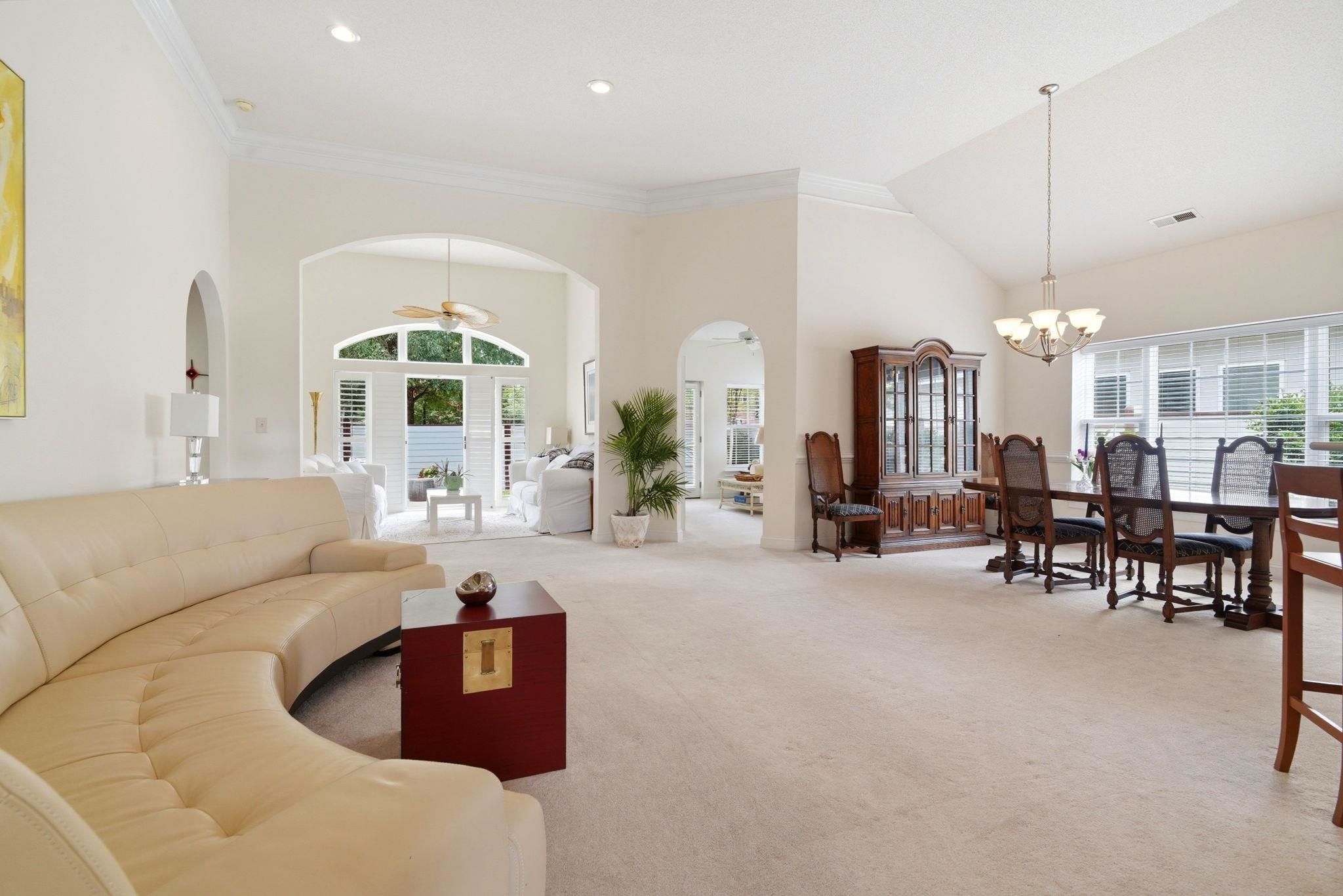 1516 Saint Thomas Circle Property Photo 10