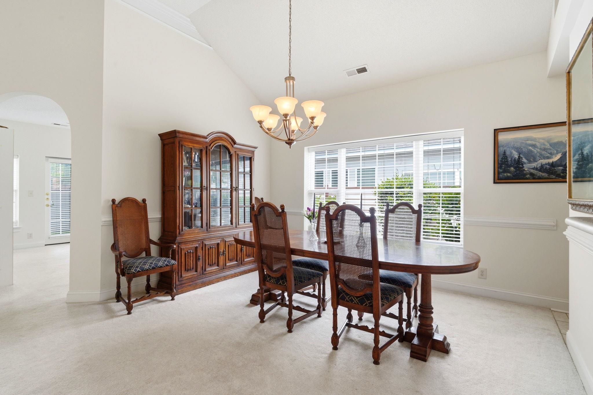 1516 Saint Thomas Circle Property Photo 18