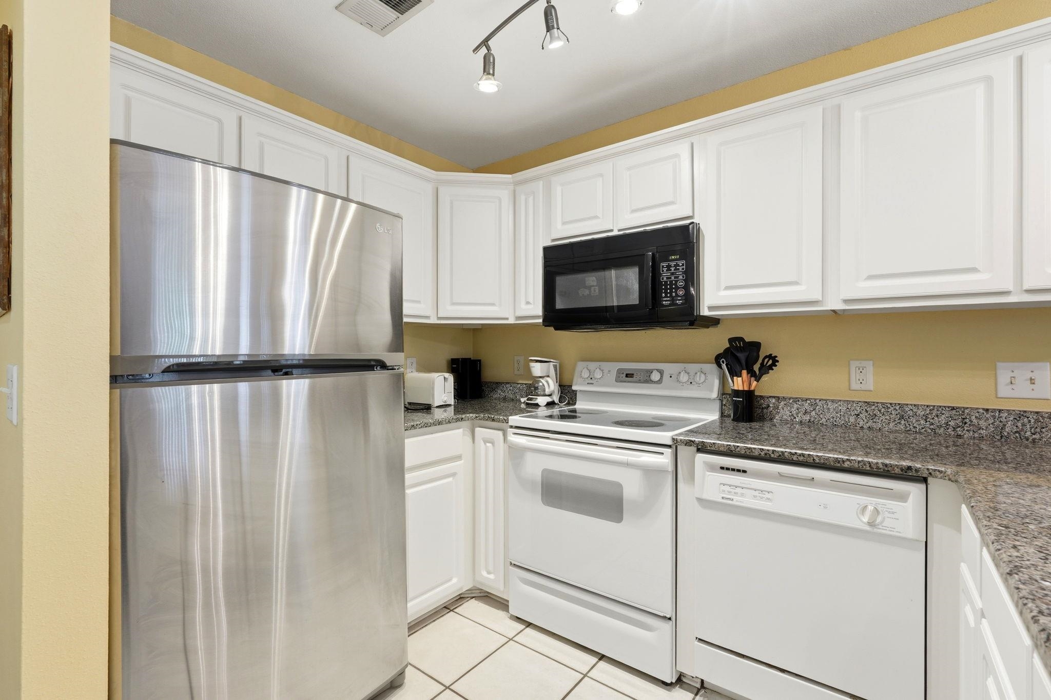 398 Blue Stem Dr. Property Photo 16