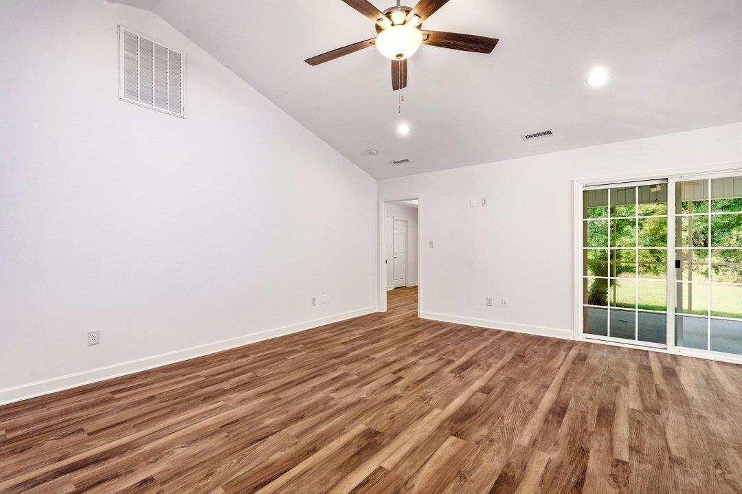 312 Ingonish Ct. Property Photo 4