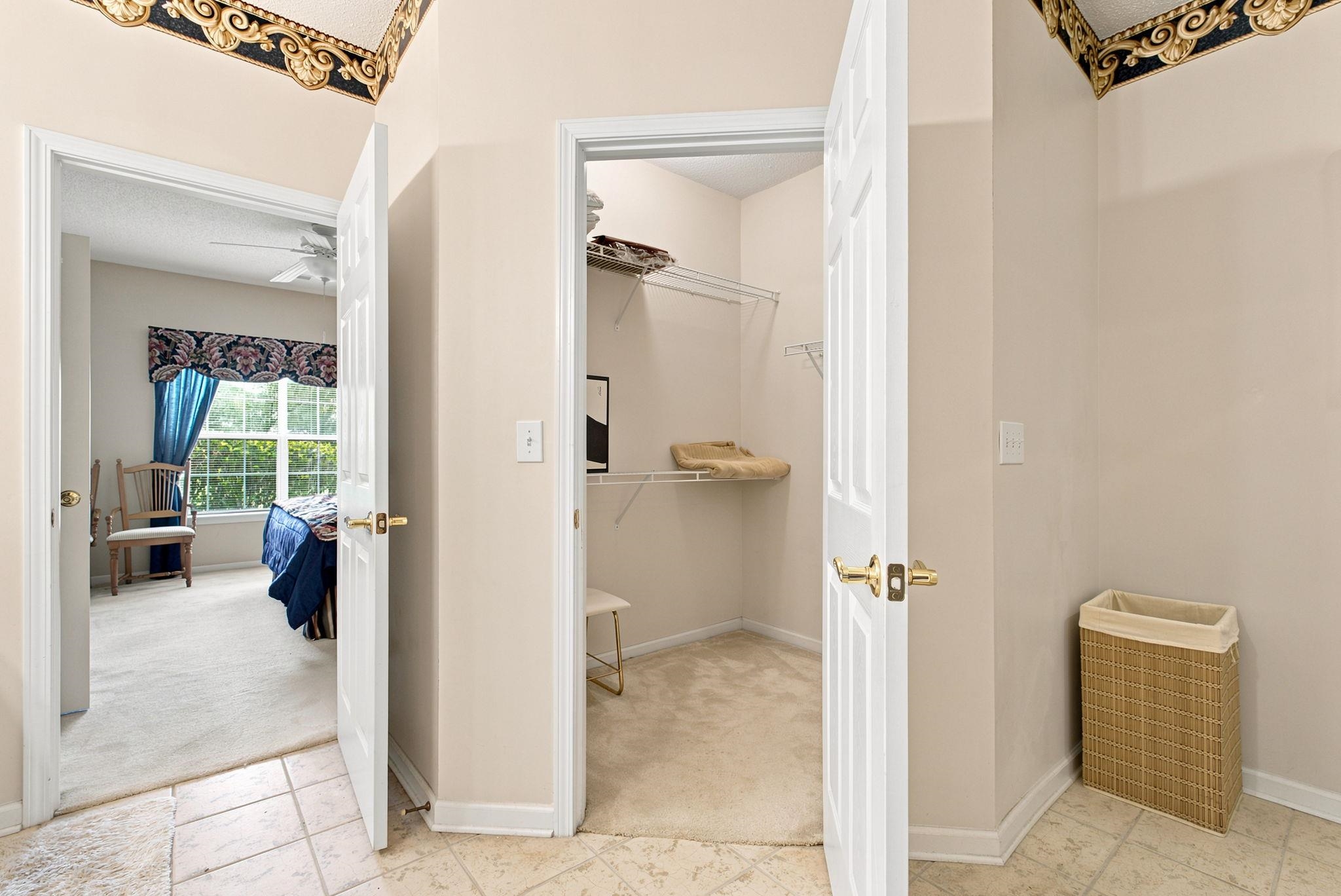 4496 Girvan Dr. Property Photo 33