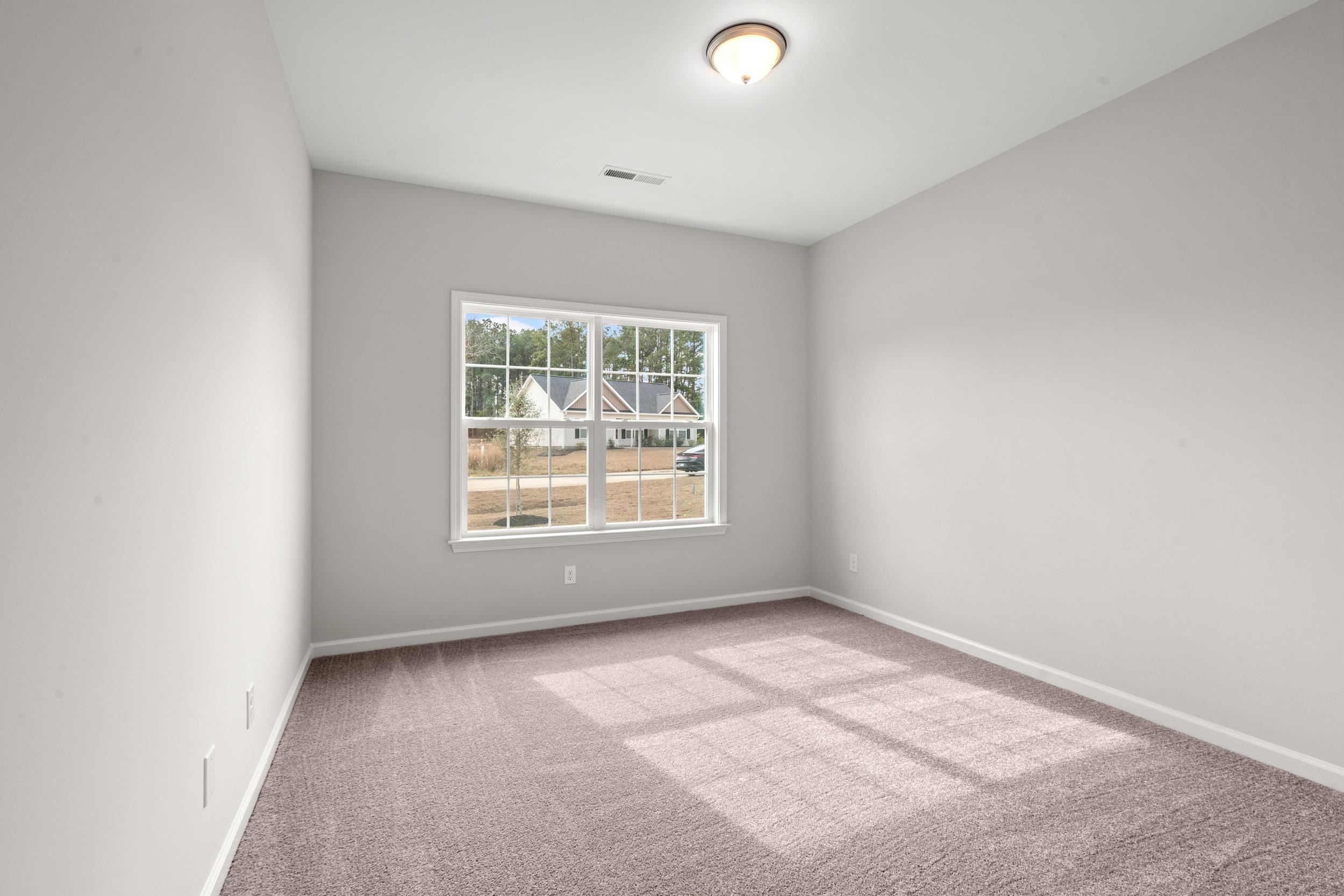 1401 Loop Circle Property Photo 15