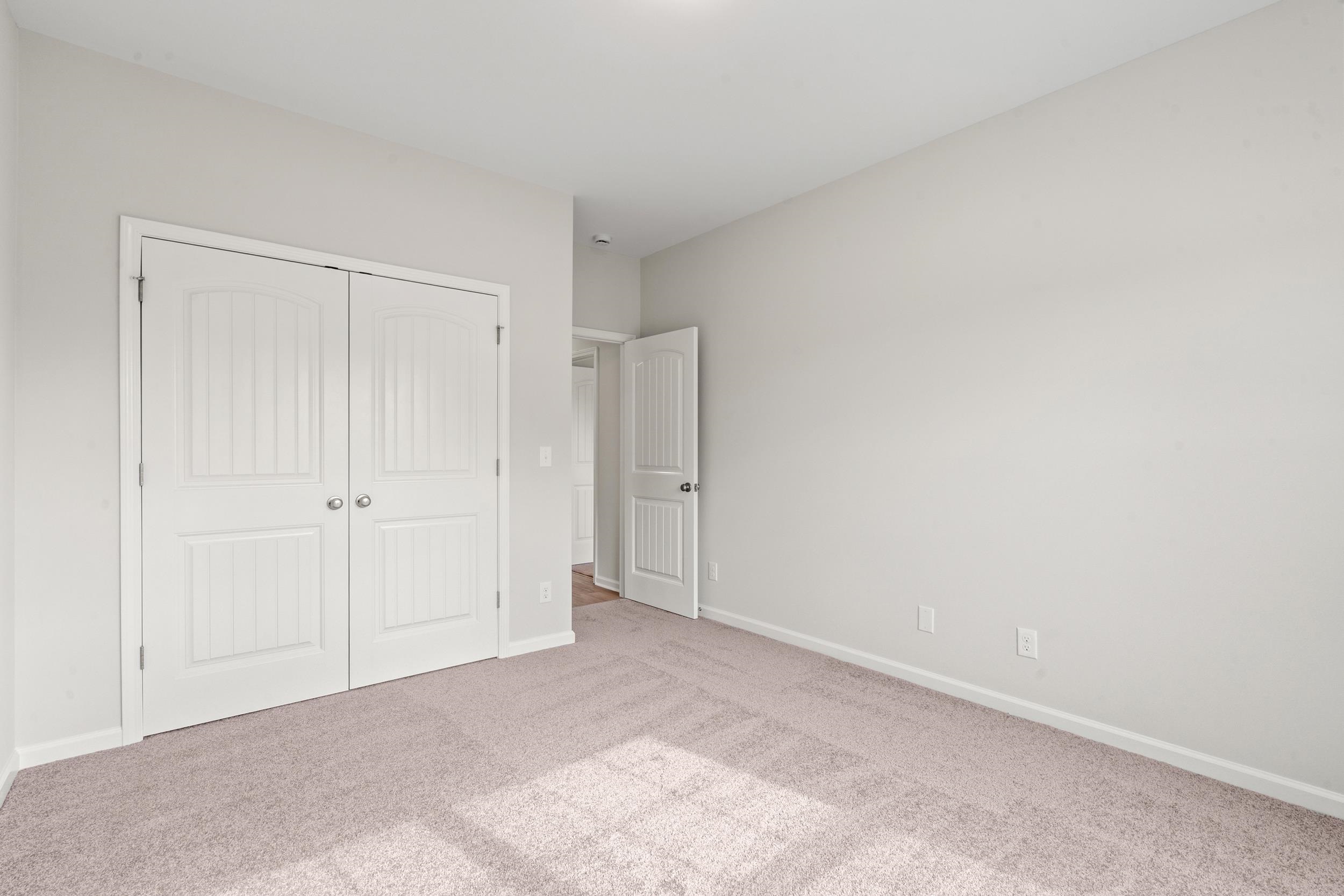 1401 Loop Circle Property Photo 16