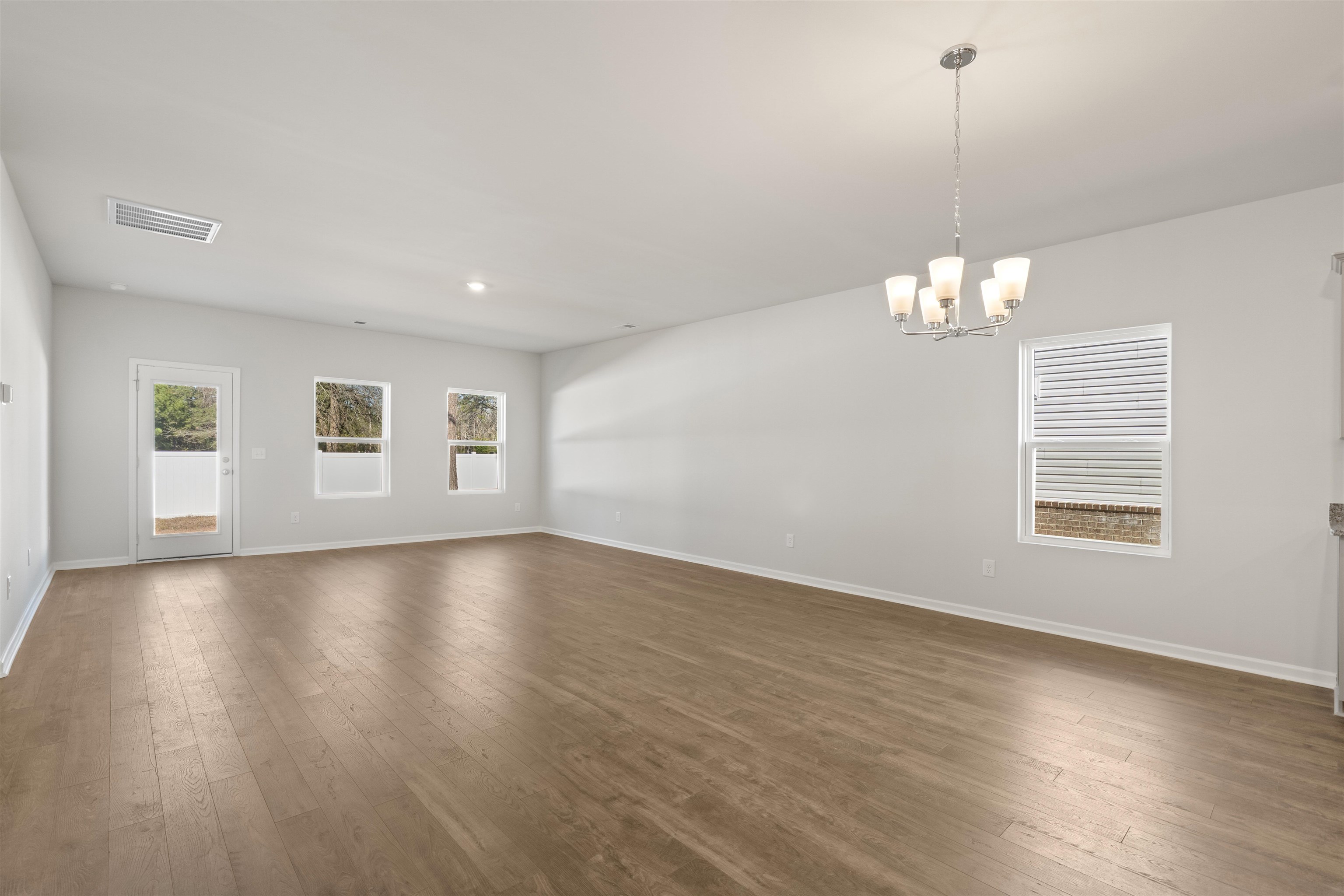 3009 Spain Ln. Property Photo 6