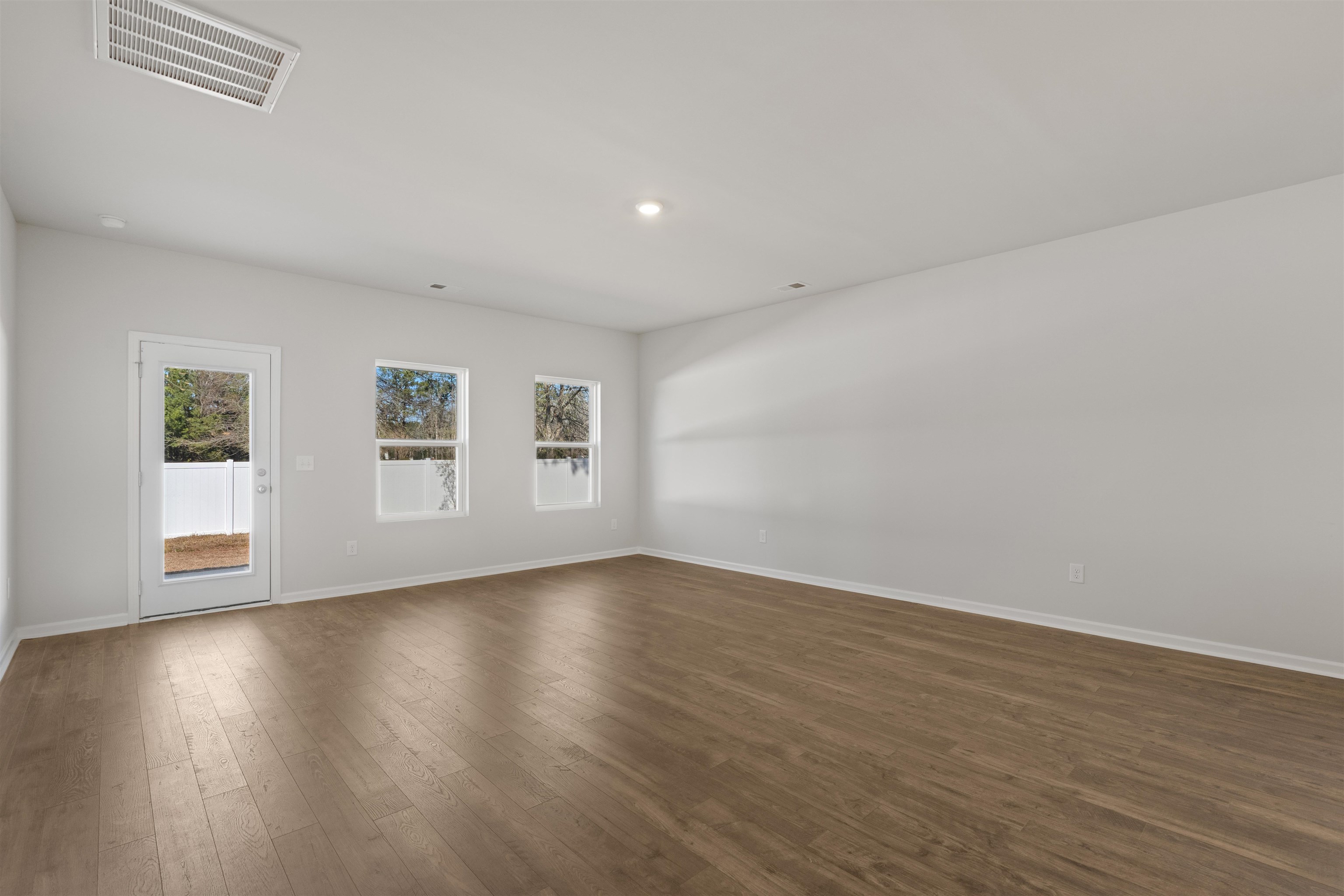 3009 Spain Ln. Property Photo 7
