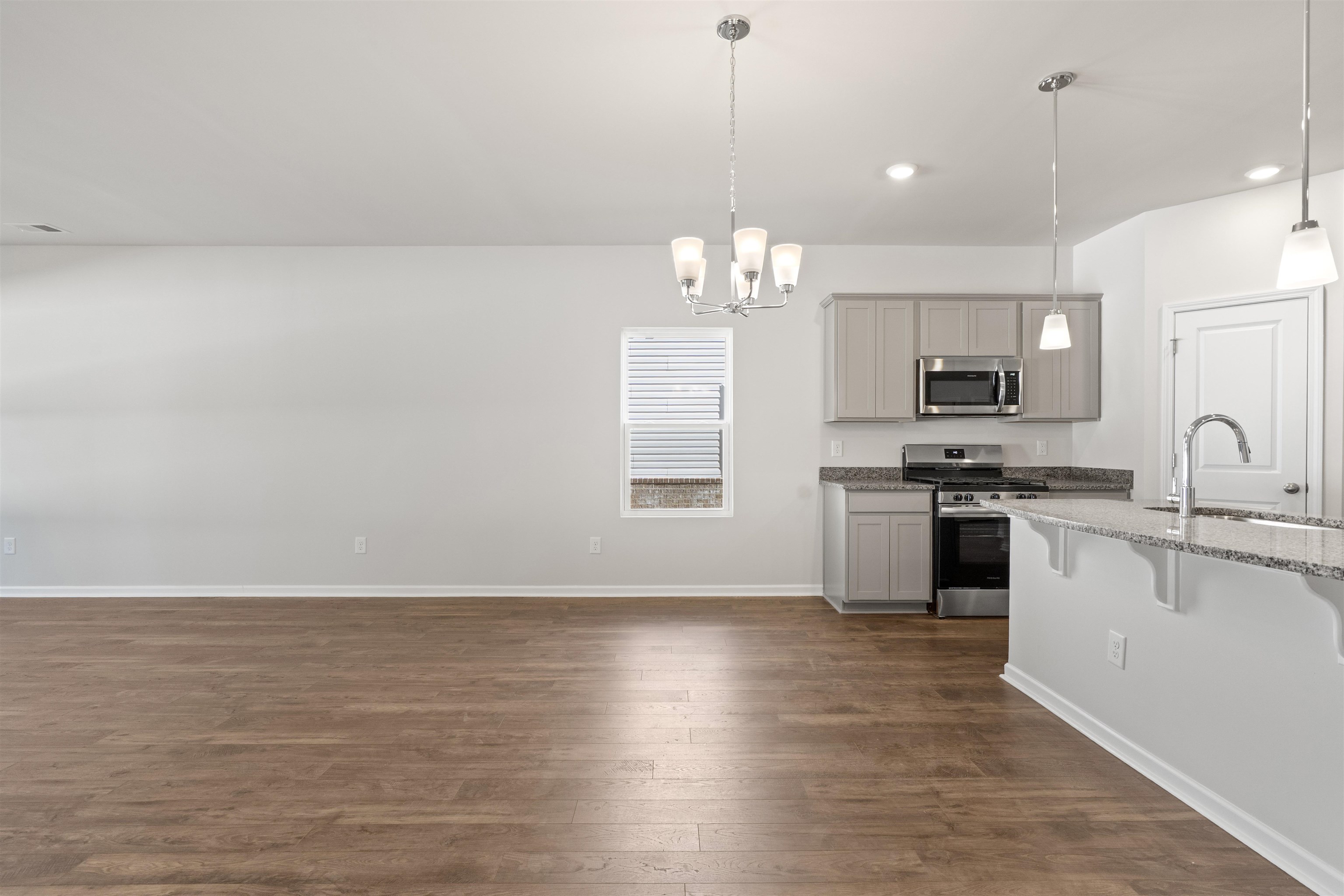 3009 Spain Ln. Property Photo 10