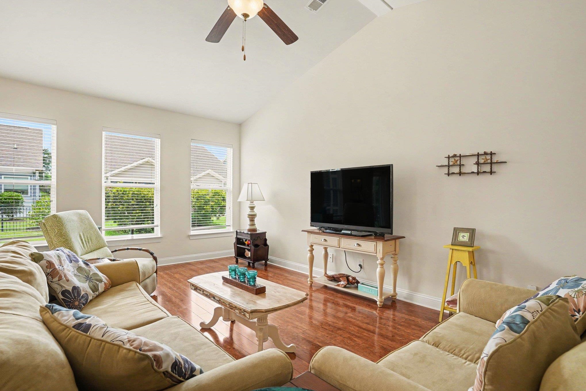1769 Bluff Dr. Property Photo 16