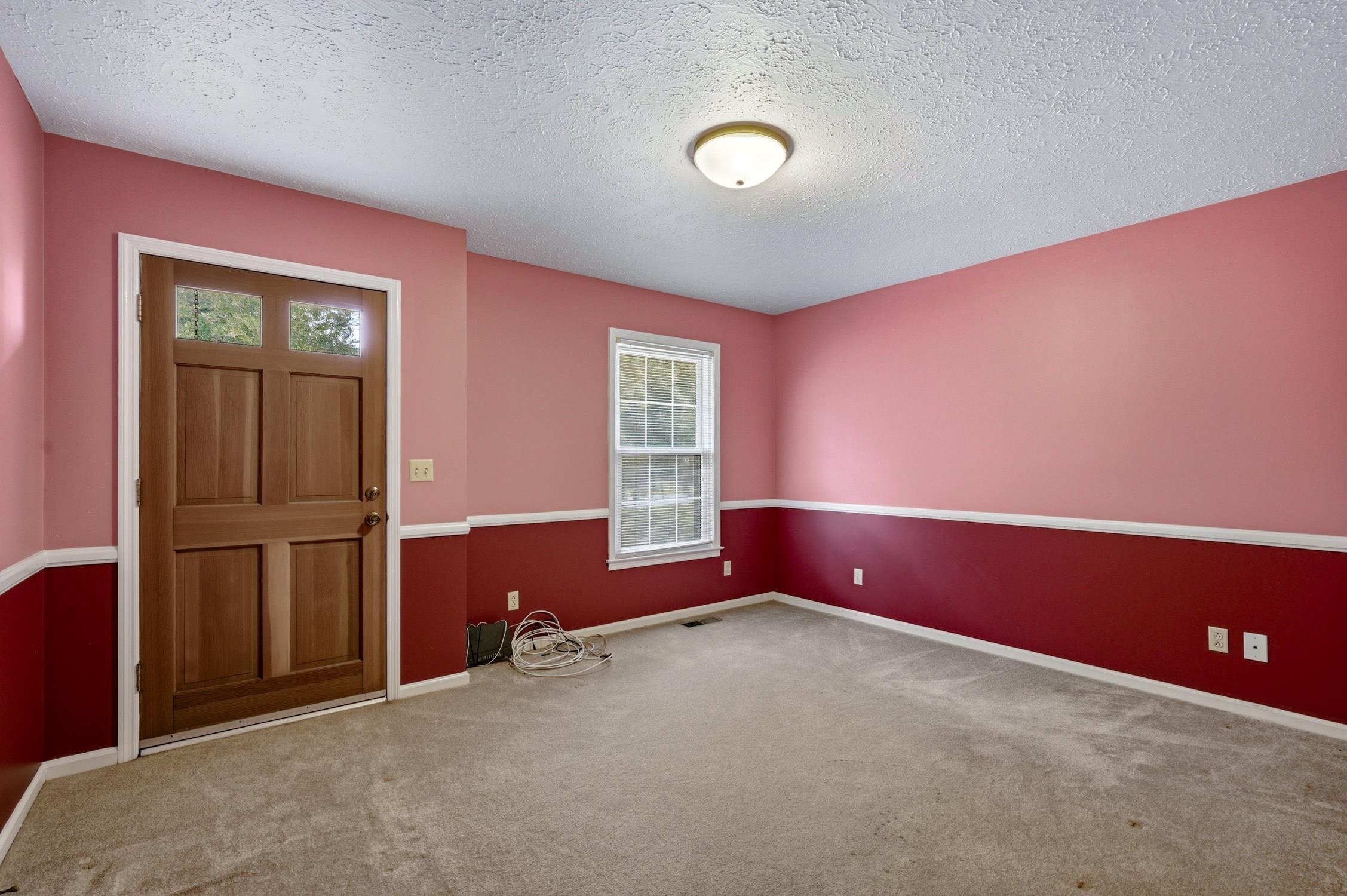 1007 Academy Dr. Property Photo 17