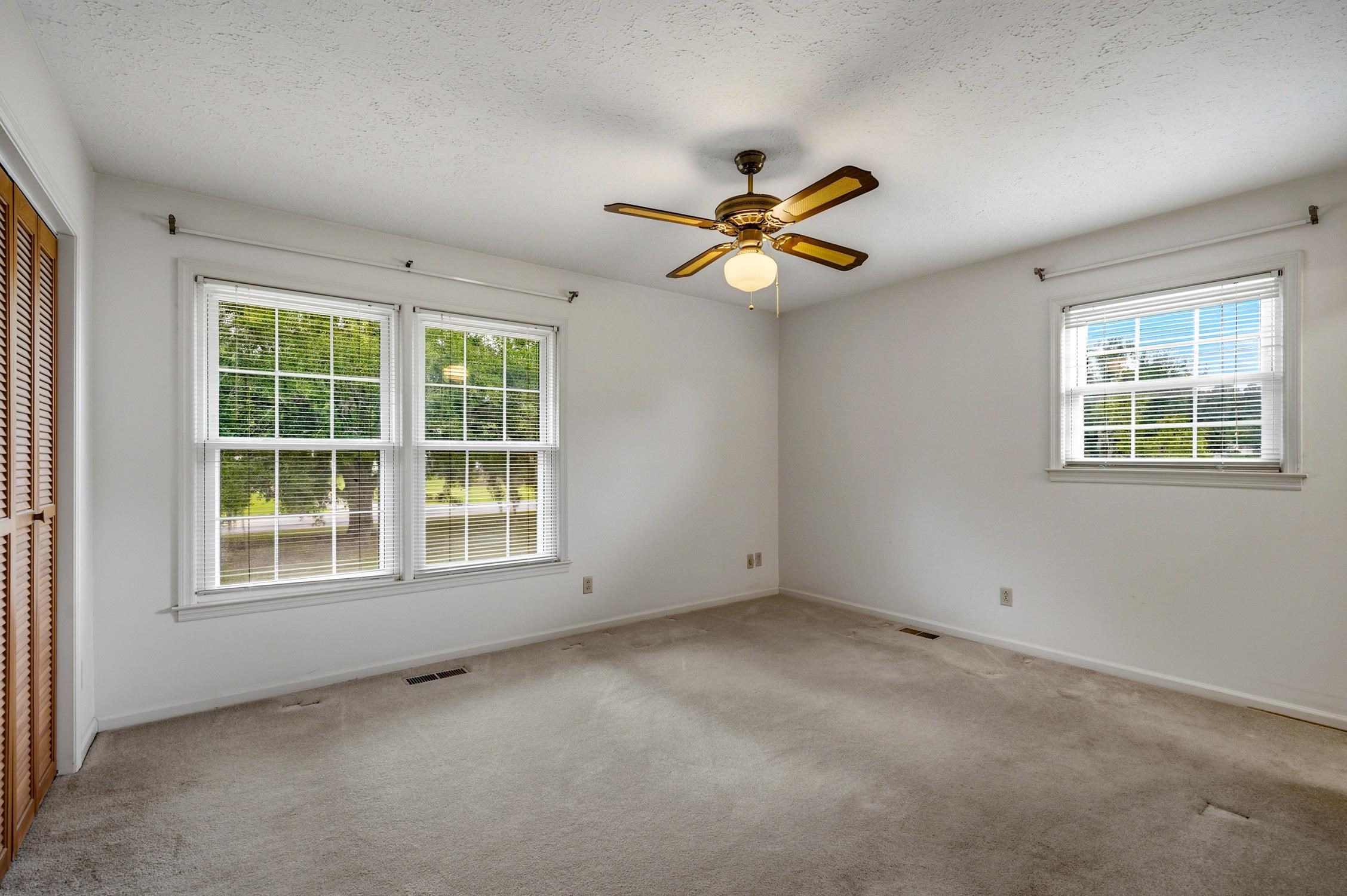 1007 Academy Dr. Property Photo 21