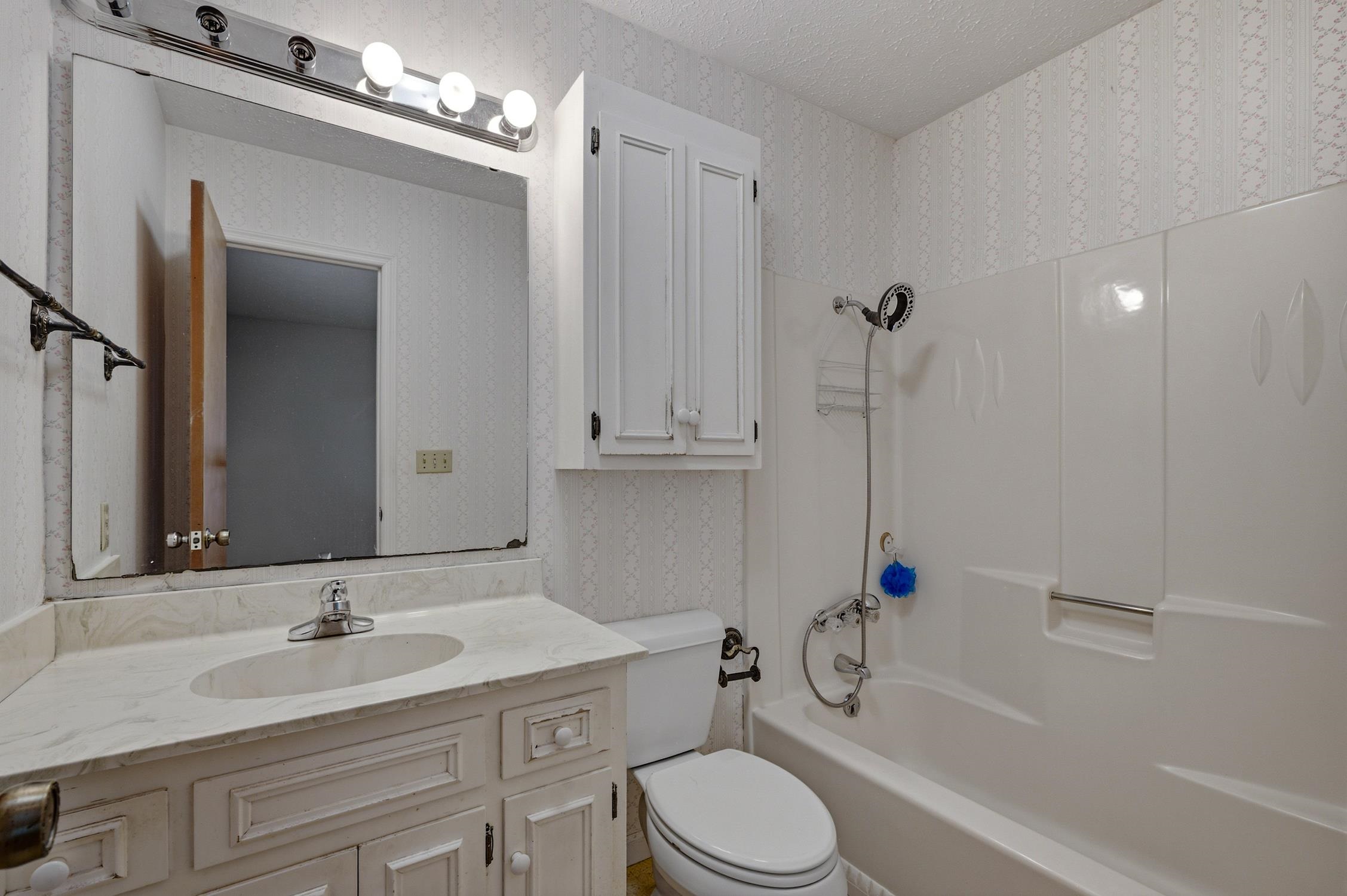 1007 Academy Dr. Property Photo 22
