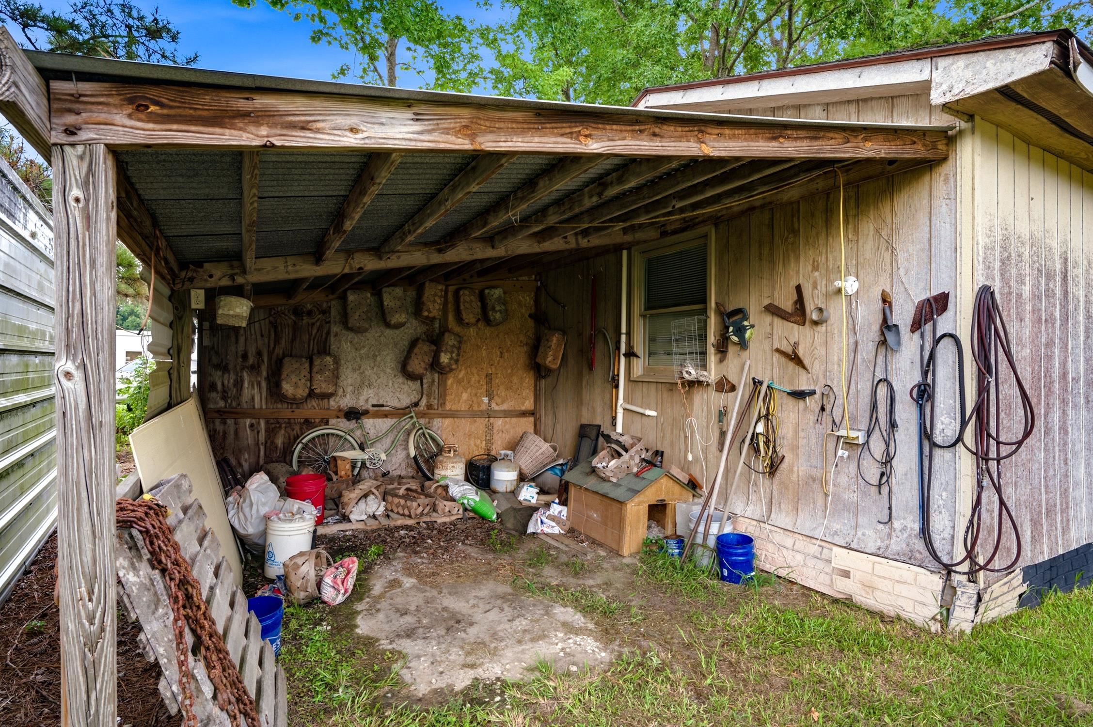 1007 Academy Dr. Property Photo 33