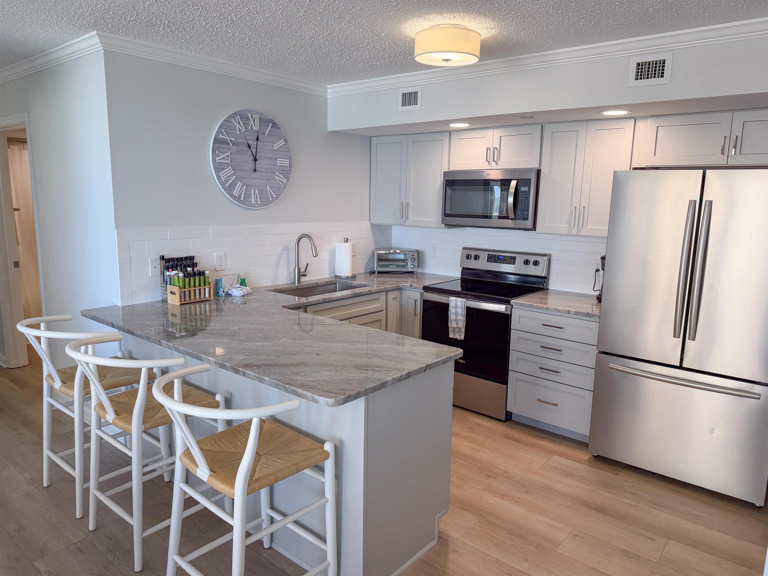 8560 Queensway Blvd. Property Photo 12