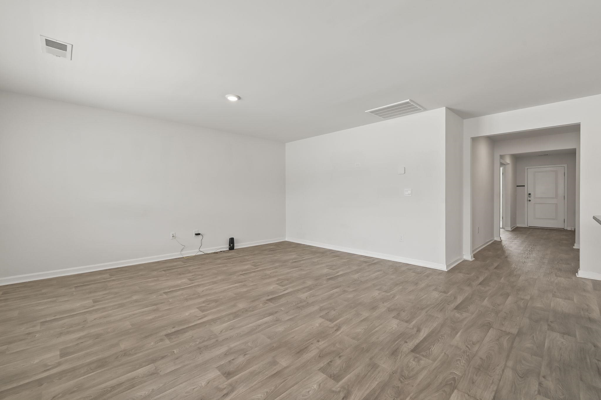 187 Seasons Trace Loop Property Photo 11
