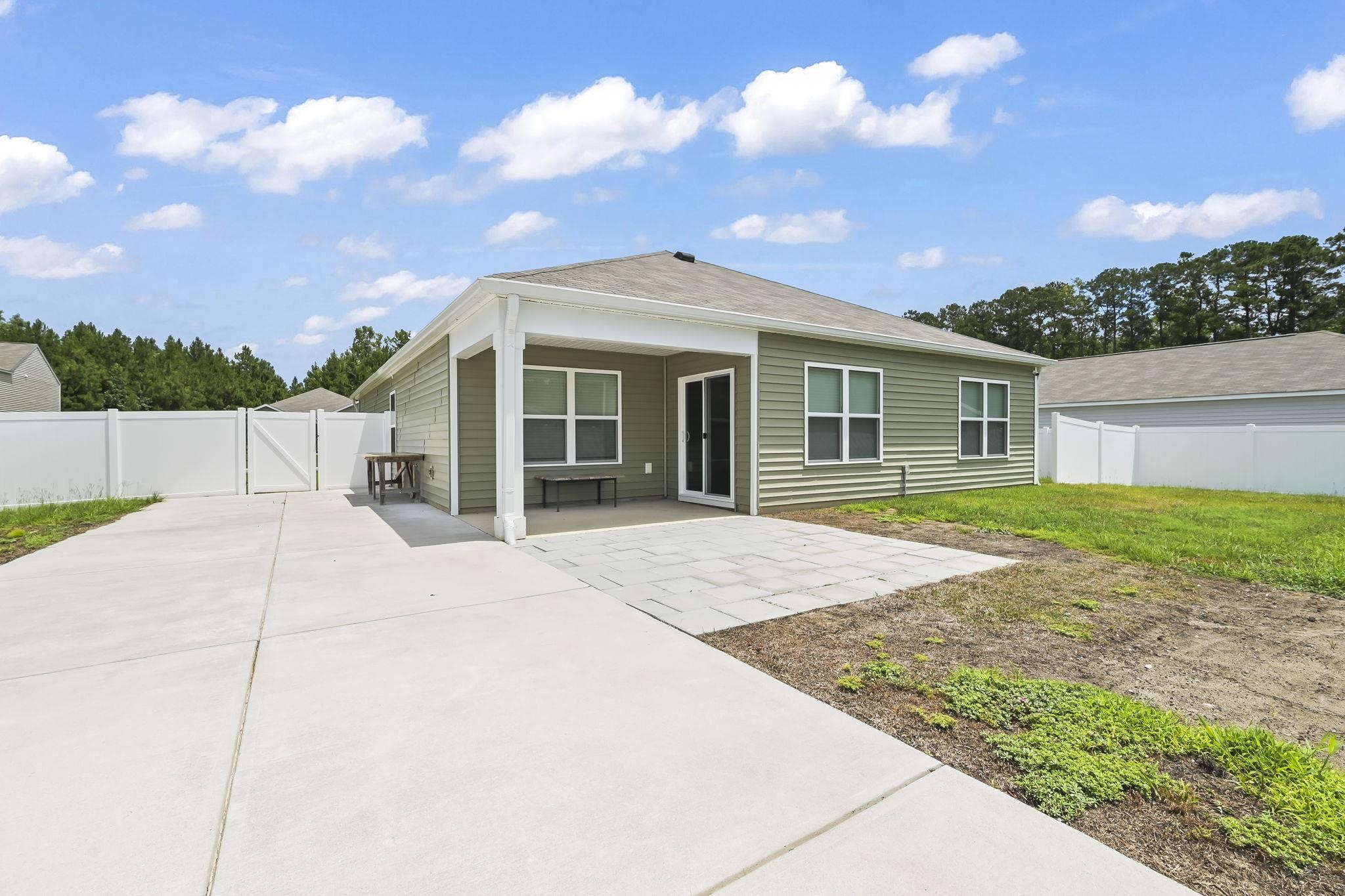 187 Seasons Trace Loop Property Photo 32