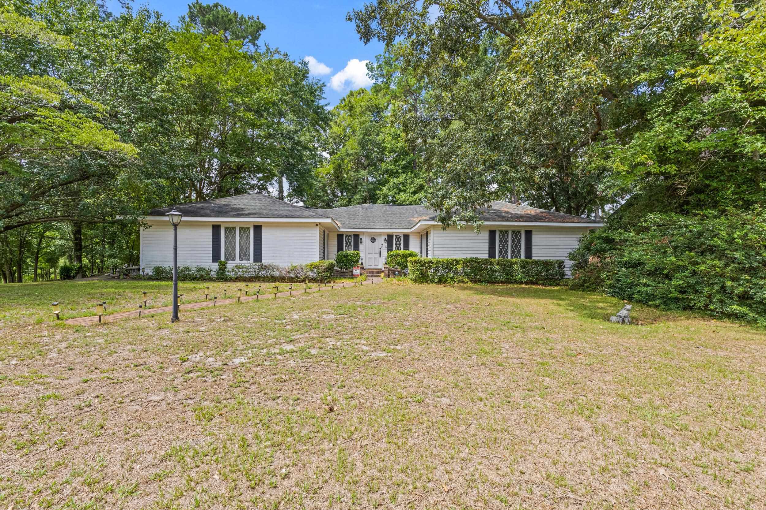 107 Limestone Ln. Property Photo 2