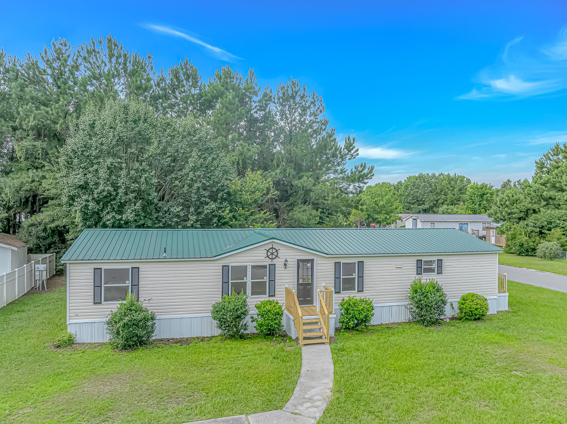 8157 Woodland Dr. Property Photo 1