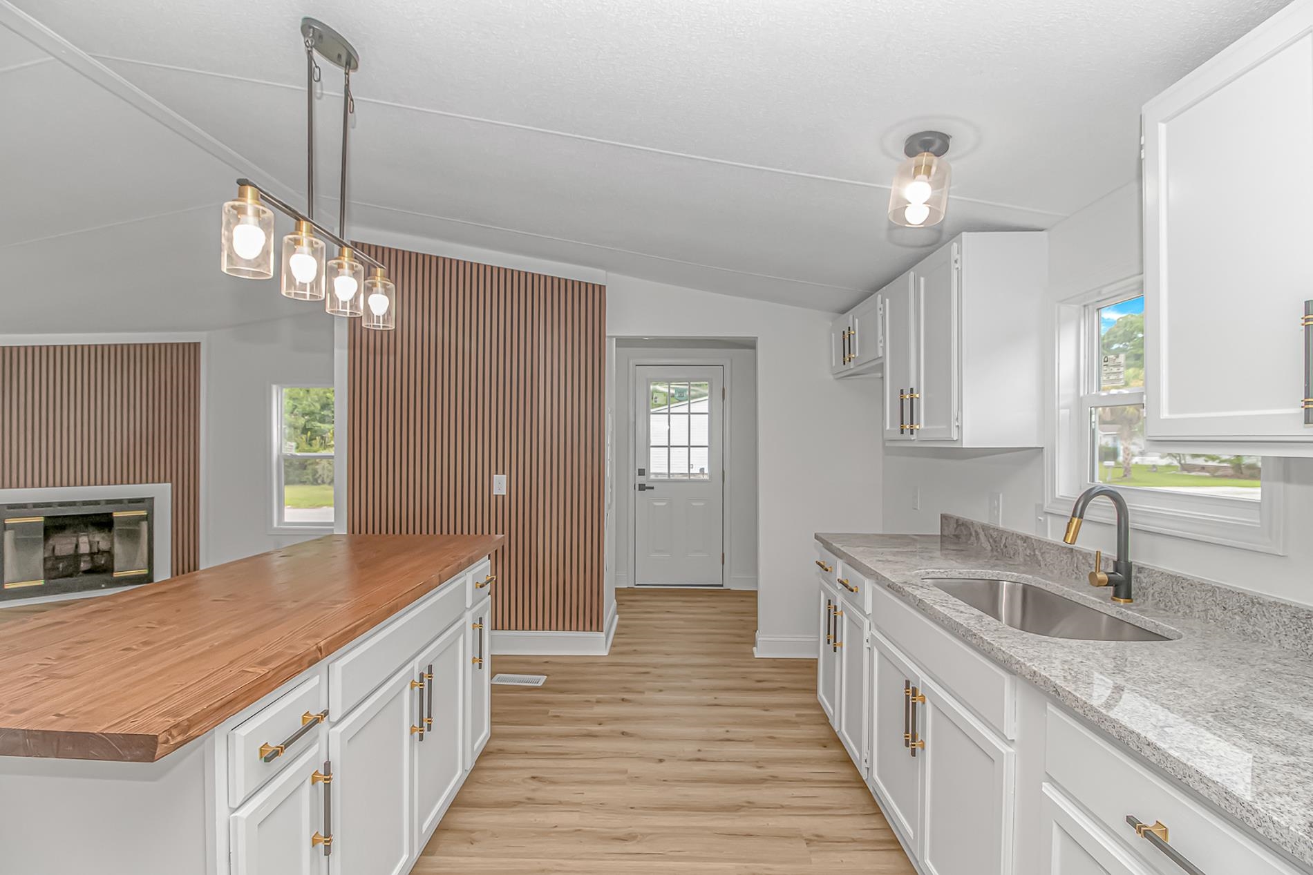 8157 Woodland Dr. Property Photo 13