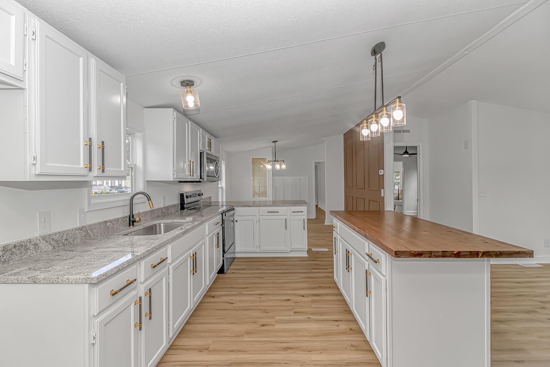 8157 Woodland Dr. Property Photo 15