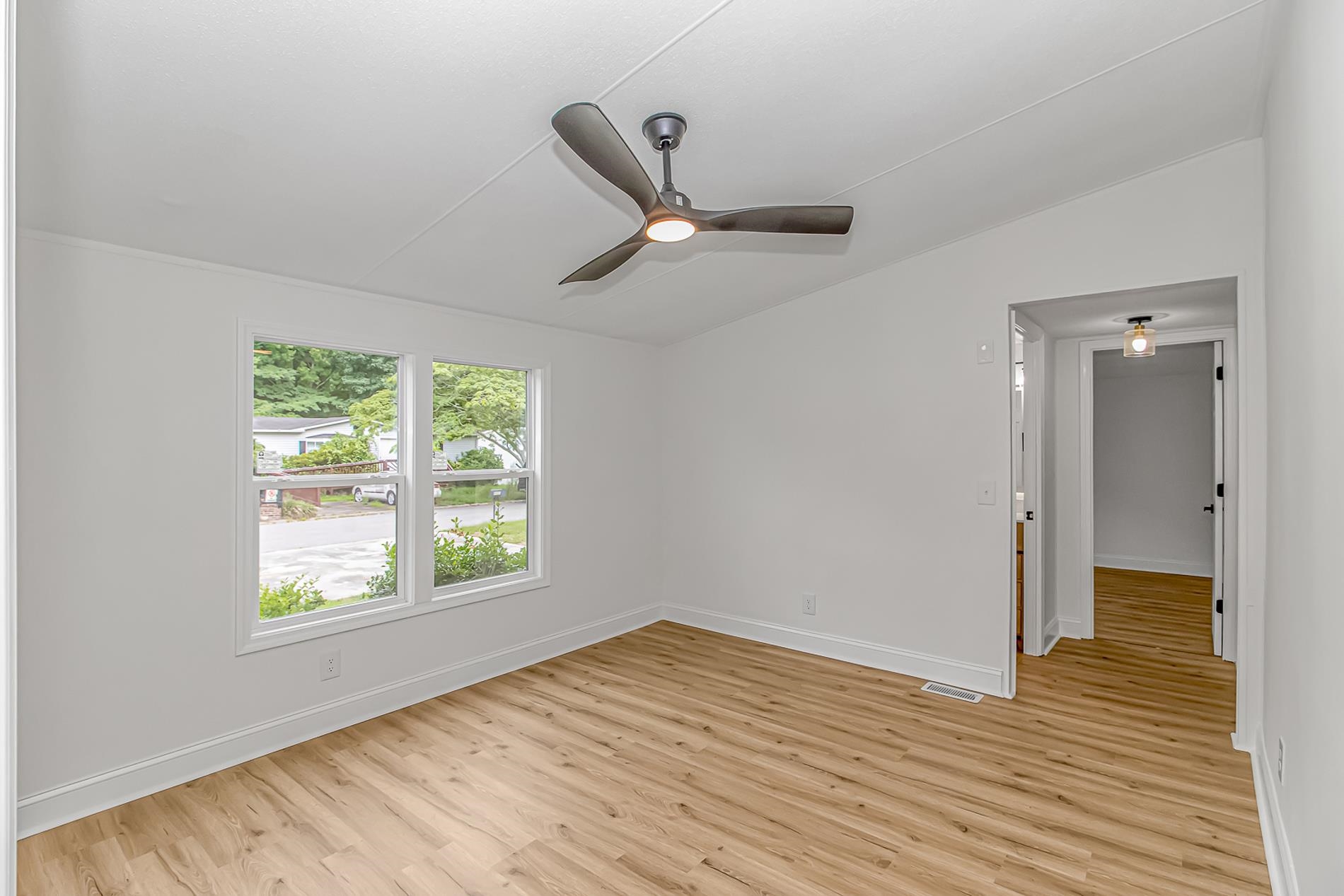 8157 Woodland Dr. Property Photo 23