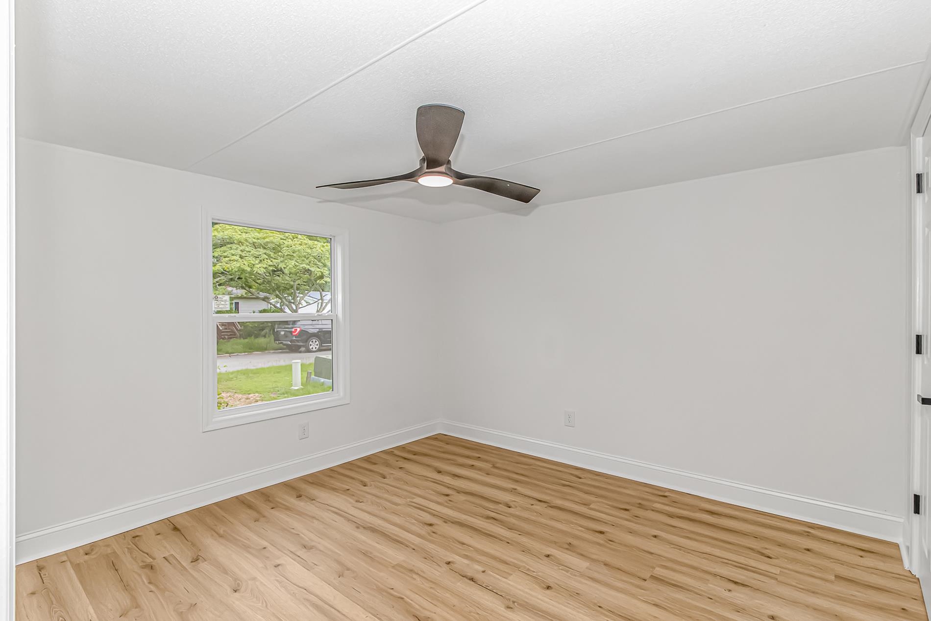 8157 Woodland Dr. Property Photo 25