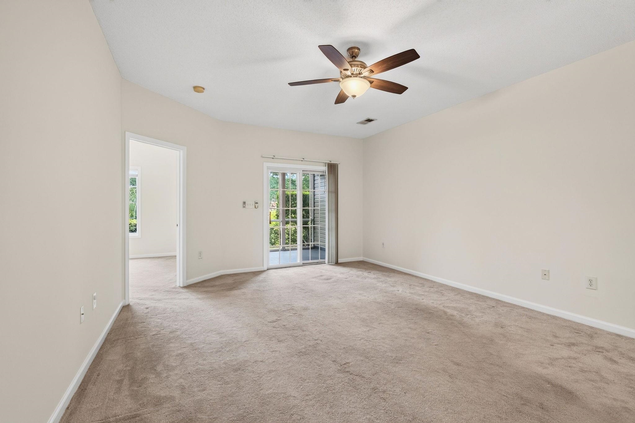 130 Lazy Willow Ln. Property Photo 8