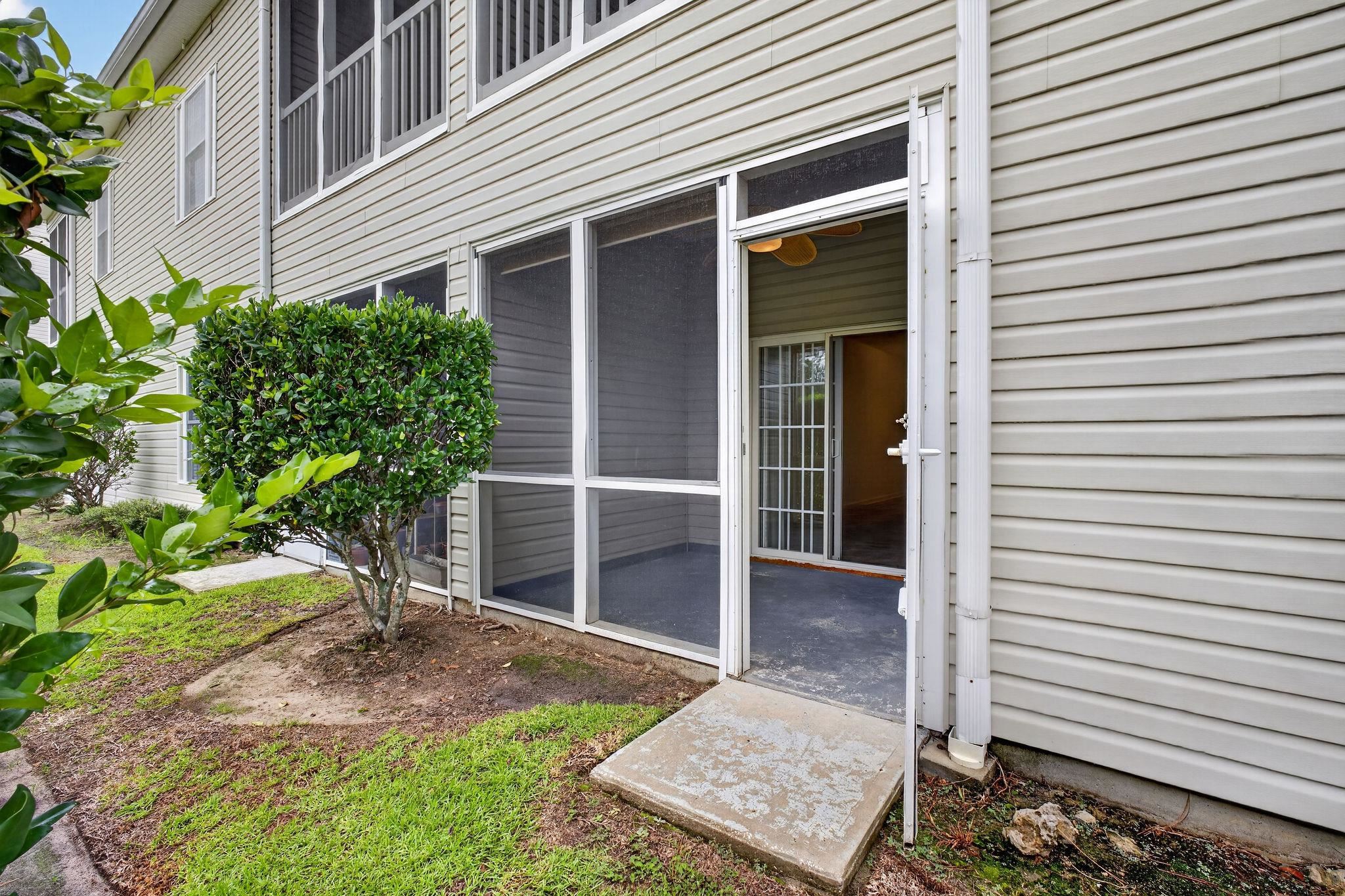 130 Lazy Willow Ln. Property Photo 9