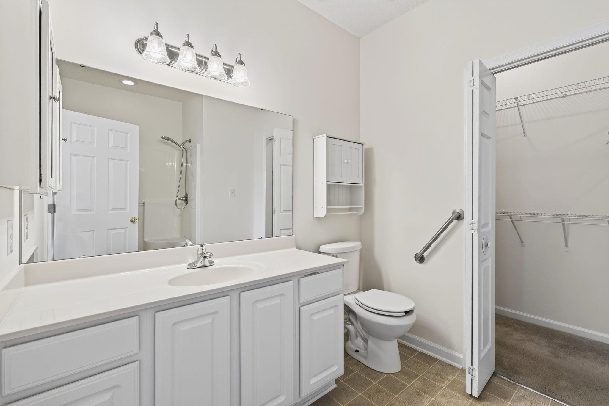 130 Lazy Willow Ln. Property Photo 13