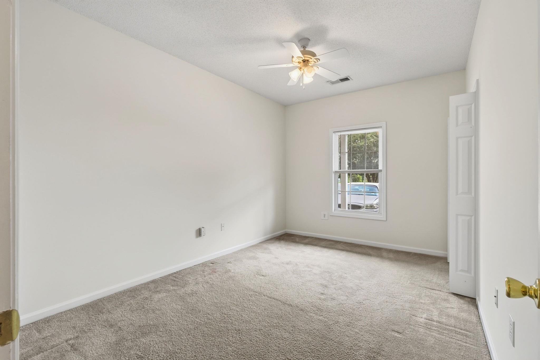 130 Lazy Willow Ln. Property Photo 19