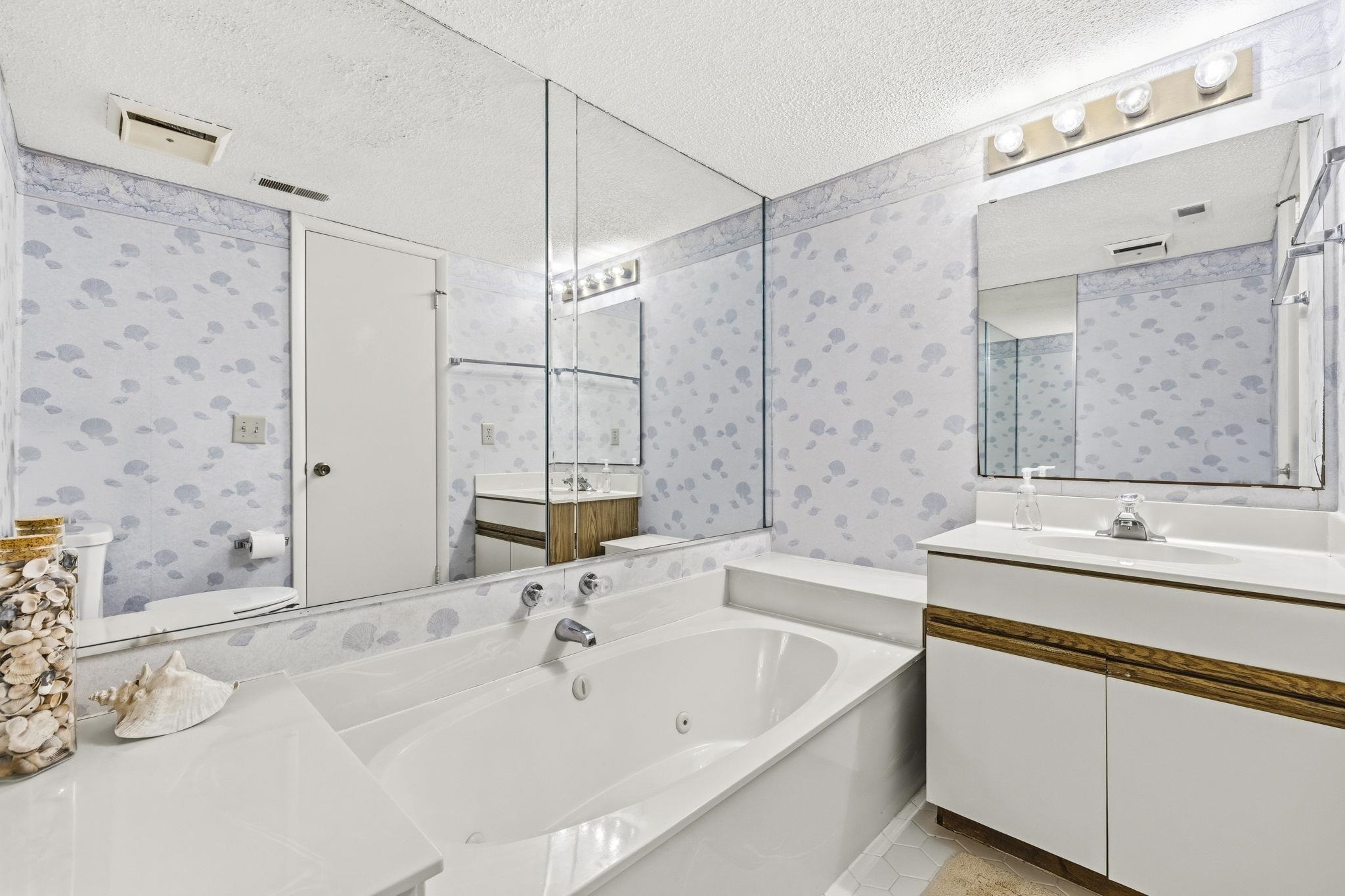 1709 S Ocean Blvd. Property Photo 11