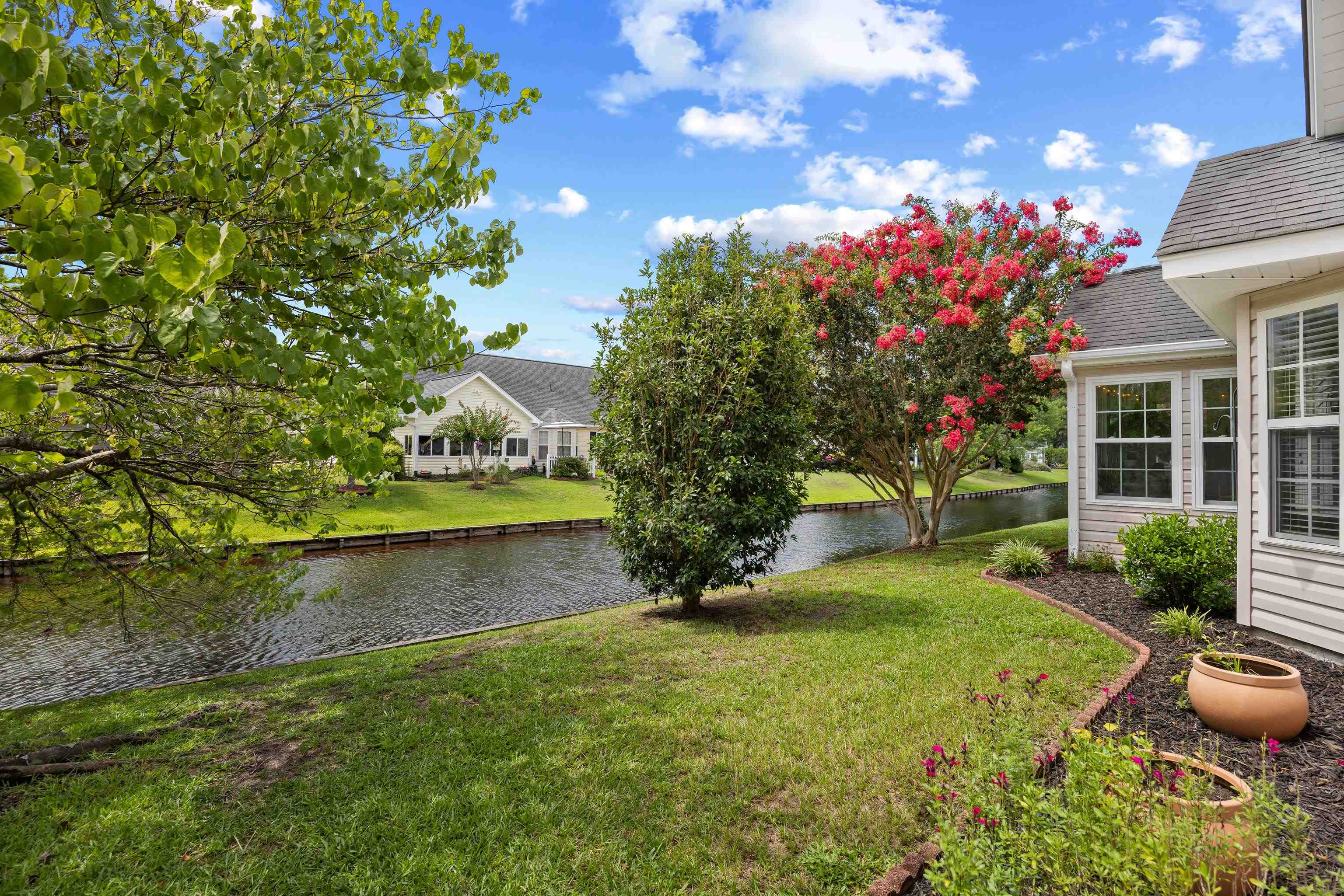 228 Candlewood Dr. Property Photo 37