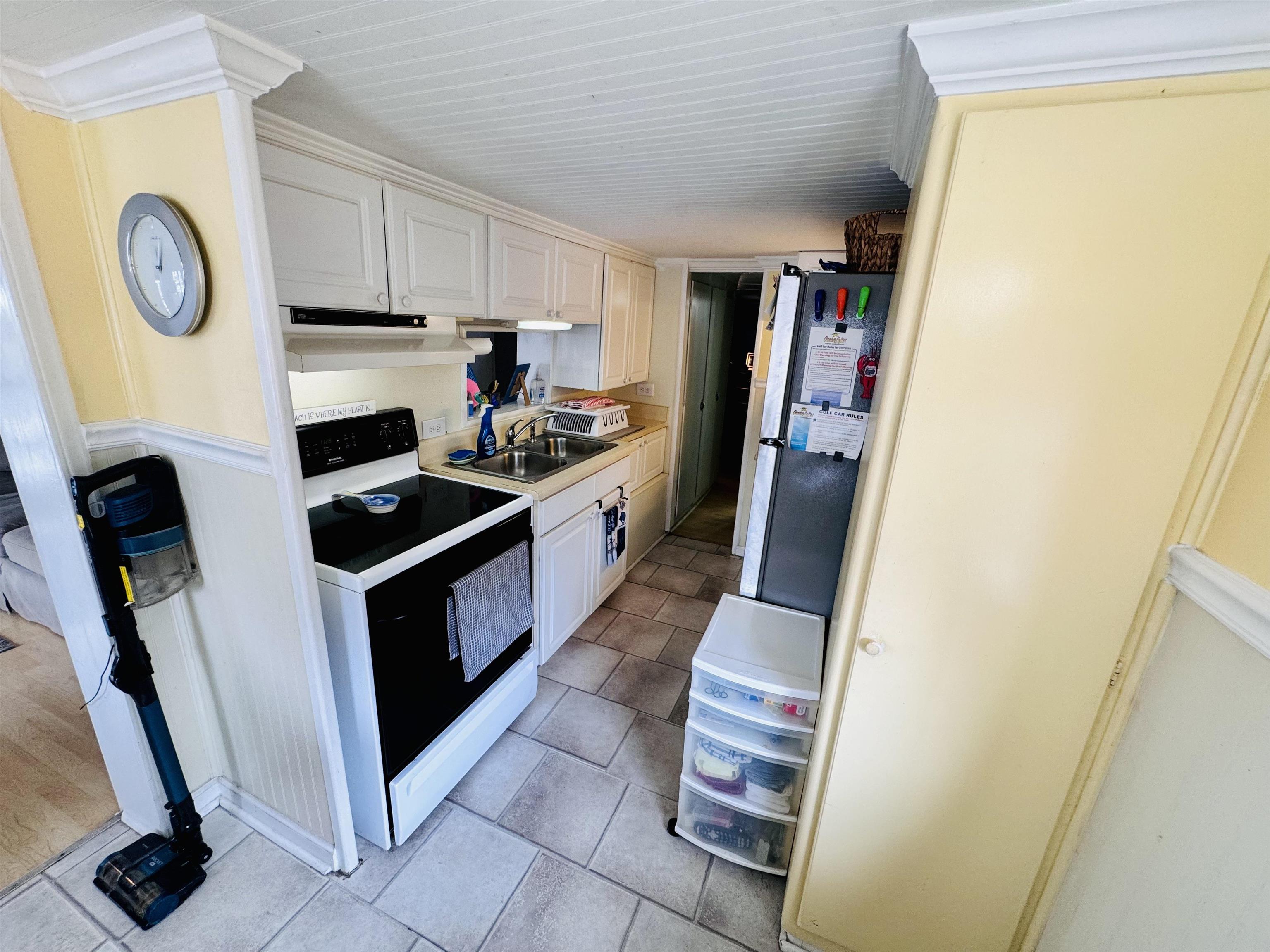 6001 - 1795 S Kings Hwy. Property Photo 17