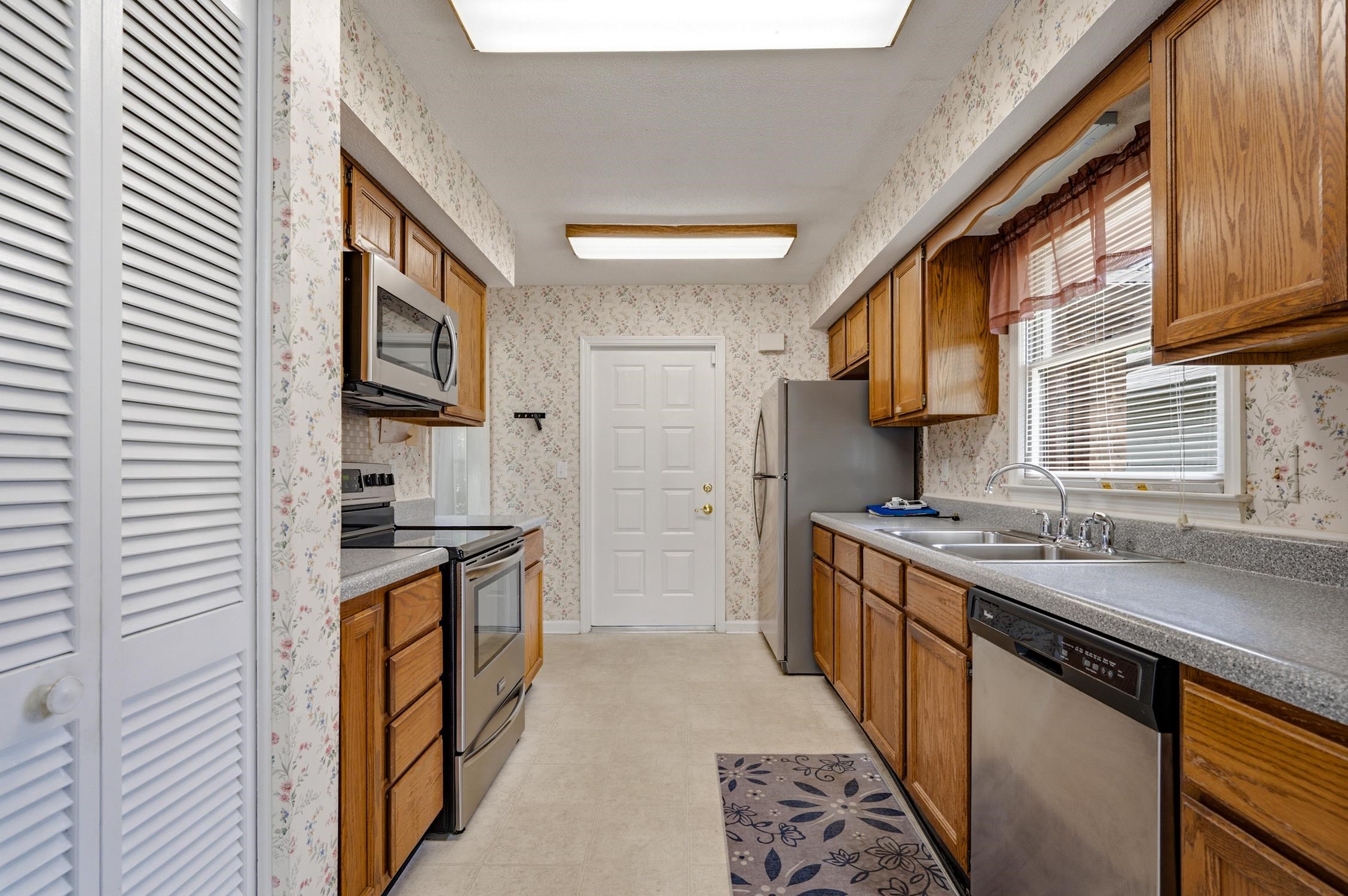 117 Mayberry Ln. Property Photo 4