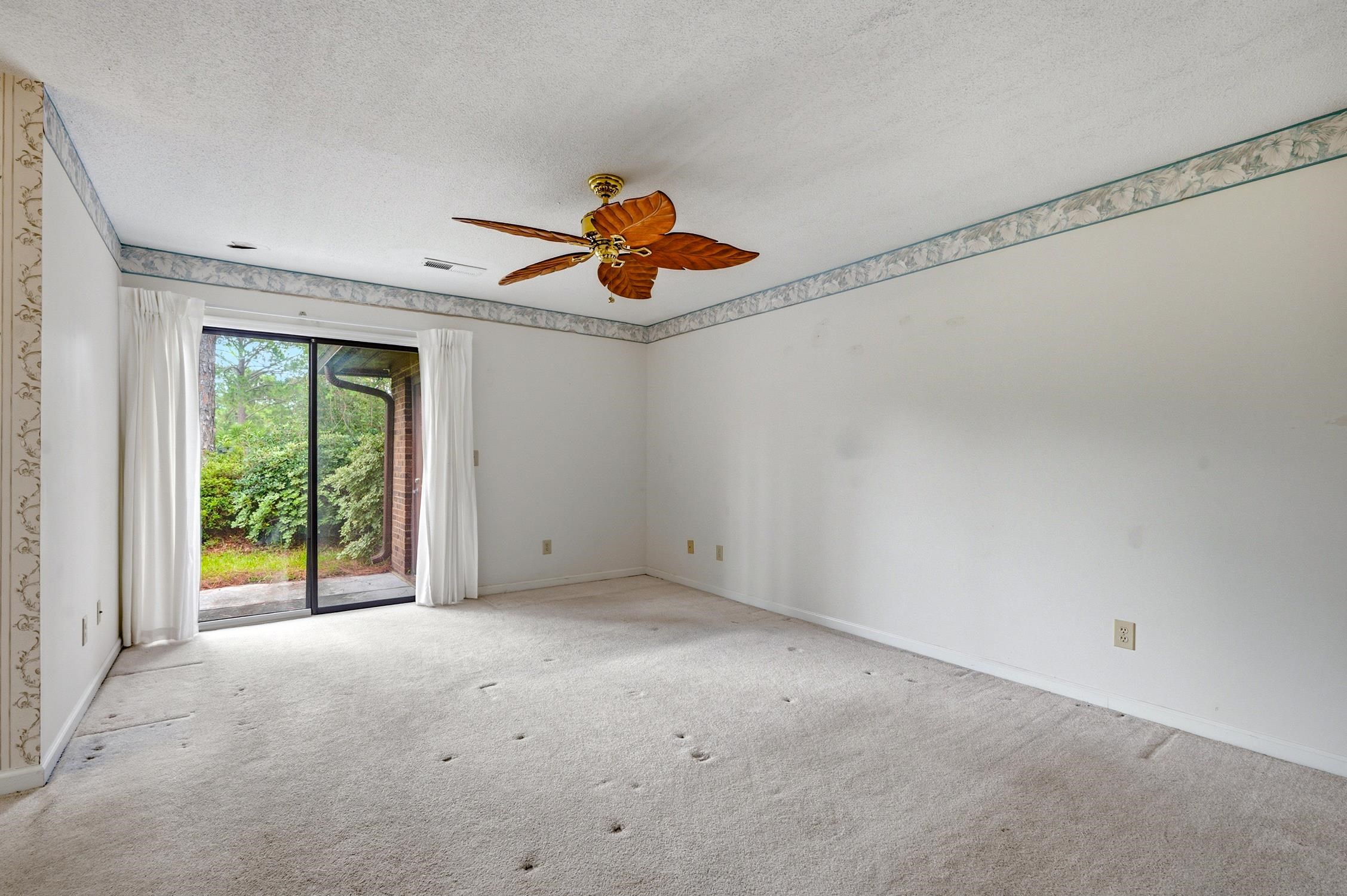 117 Mayberry Ln. Property Photo 14