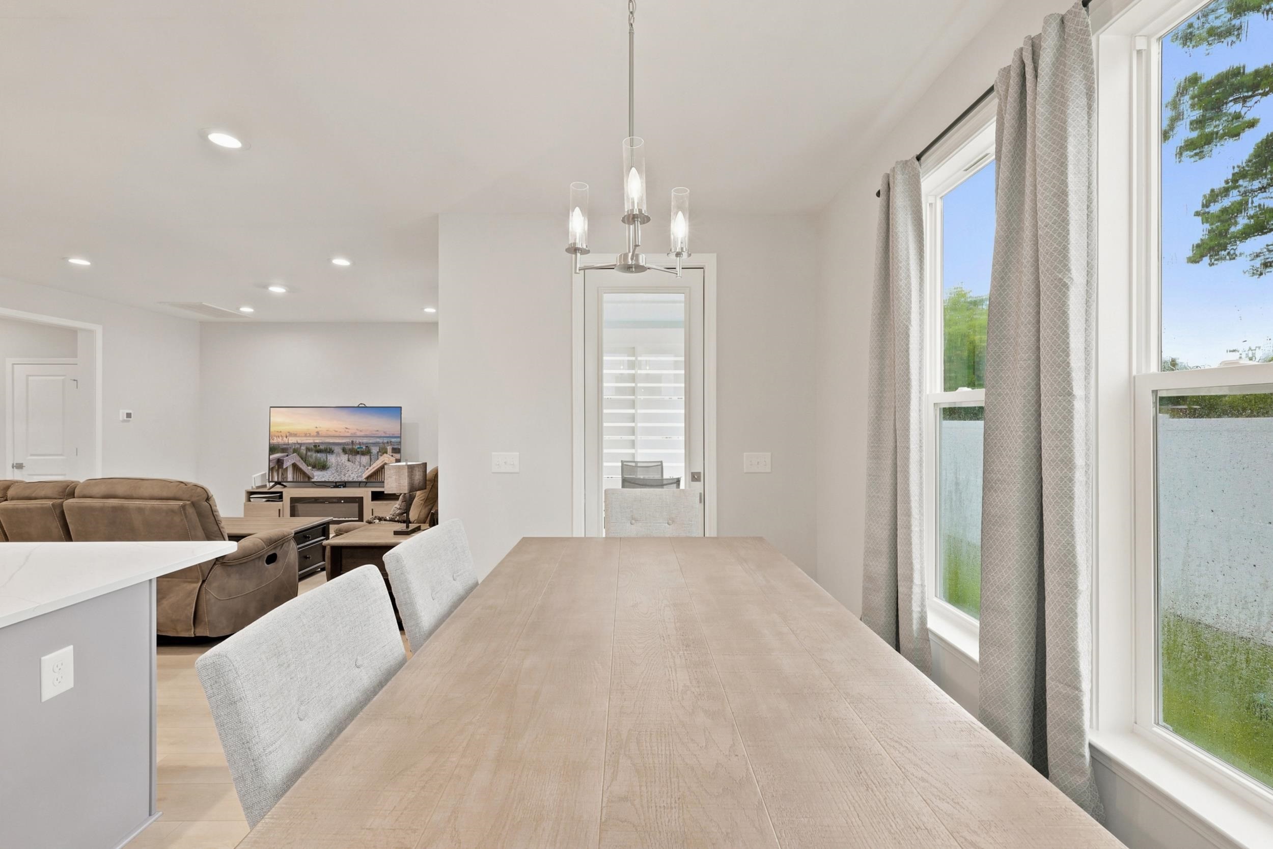 2616 Hillbourne Loop Property Photo 12