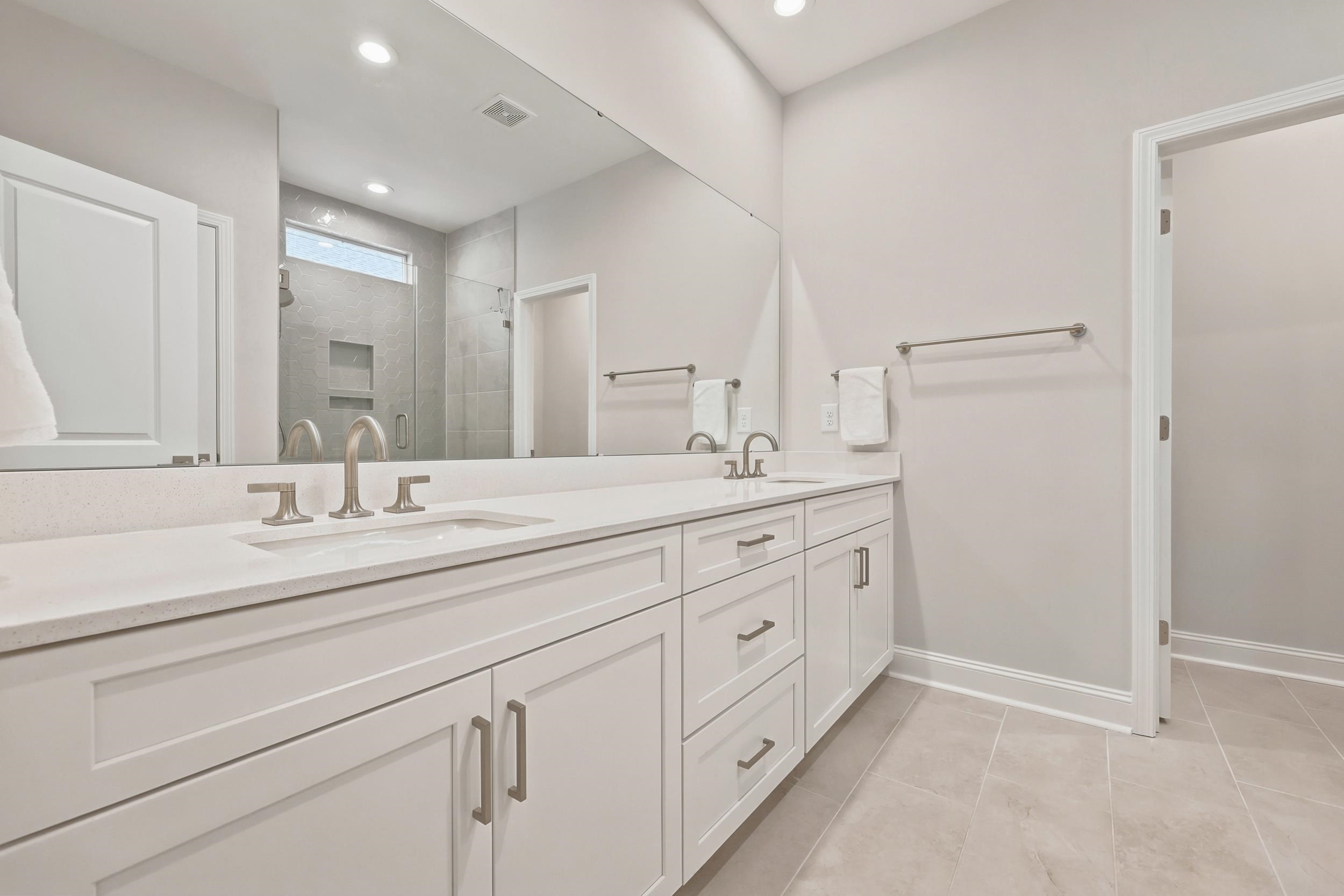 2616 Hillbourne Loop Property Photo 17