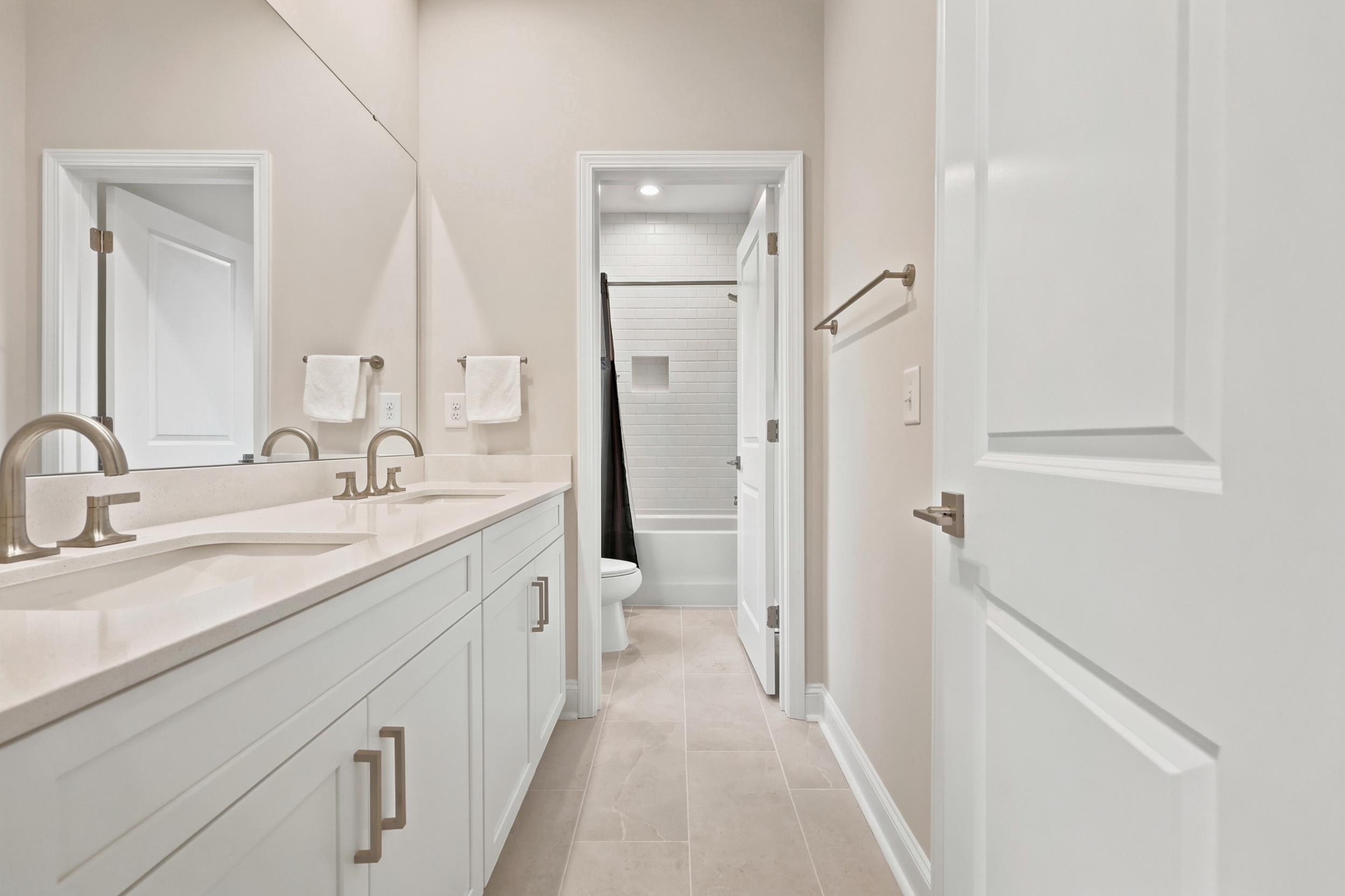 2616 Hillbourne Loop Property Photo 21
