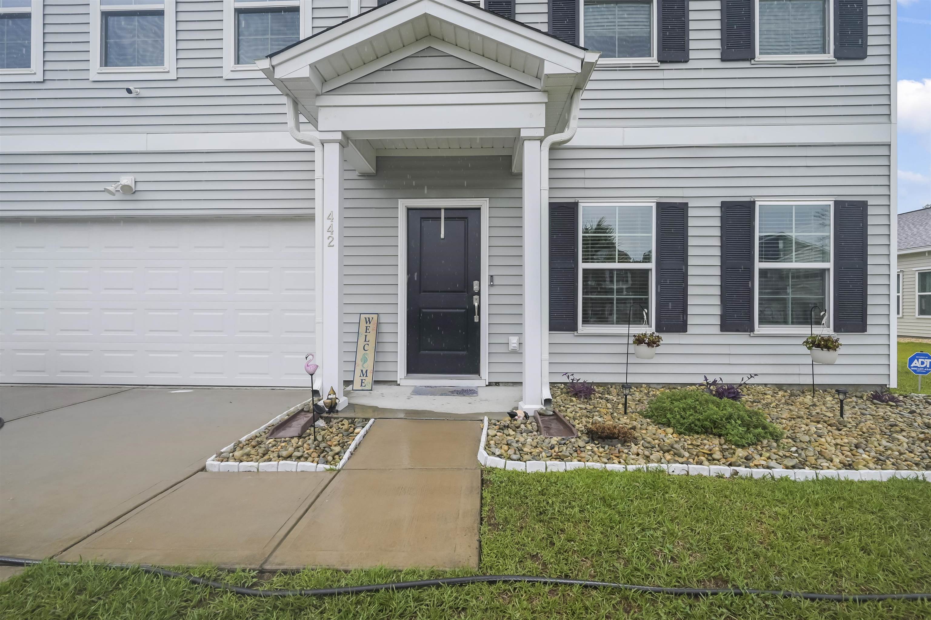 442 Archer Ct. Property Photo 4
