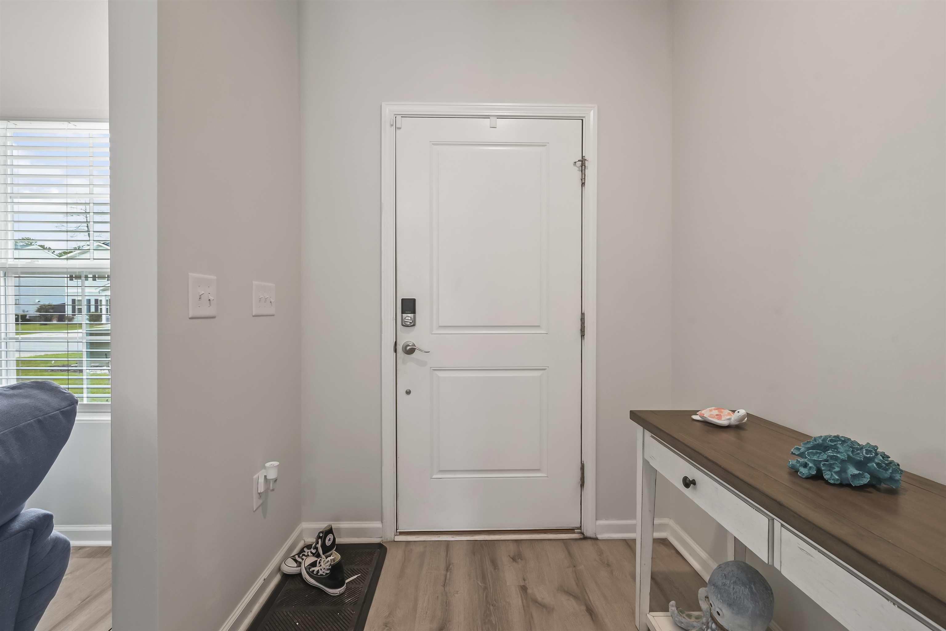 442 Archer Ct. Property Photo 5