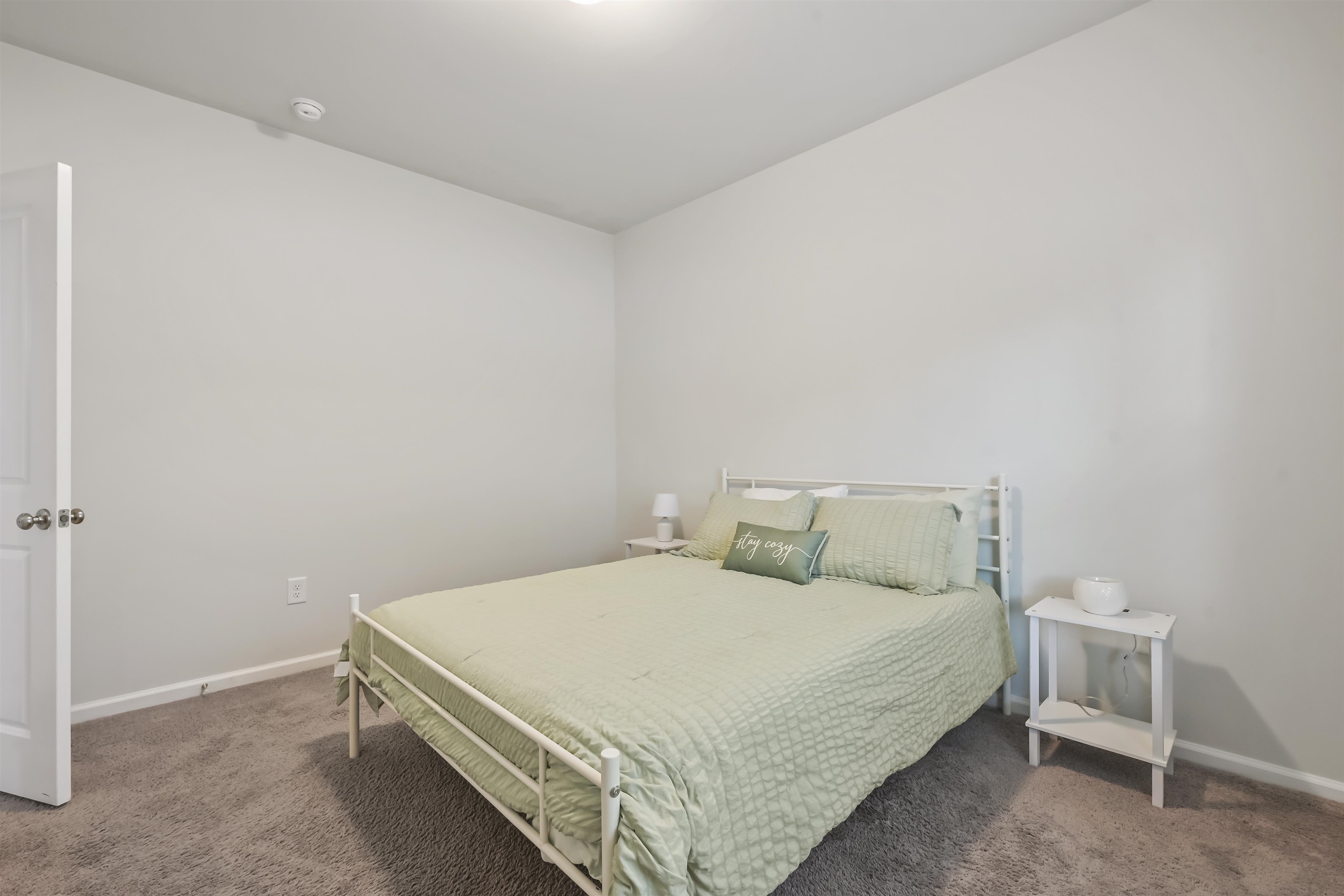 442 Archer Ct. Property Photo 17
