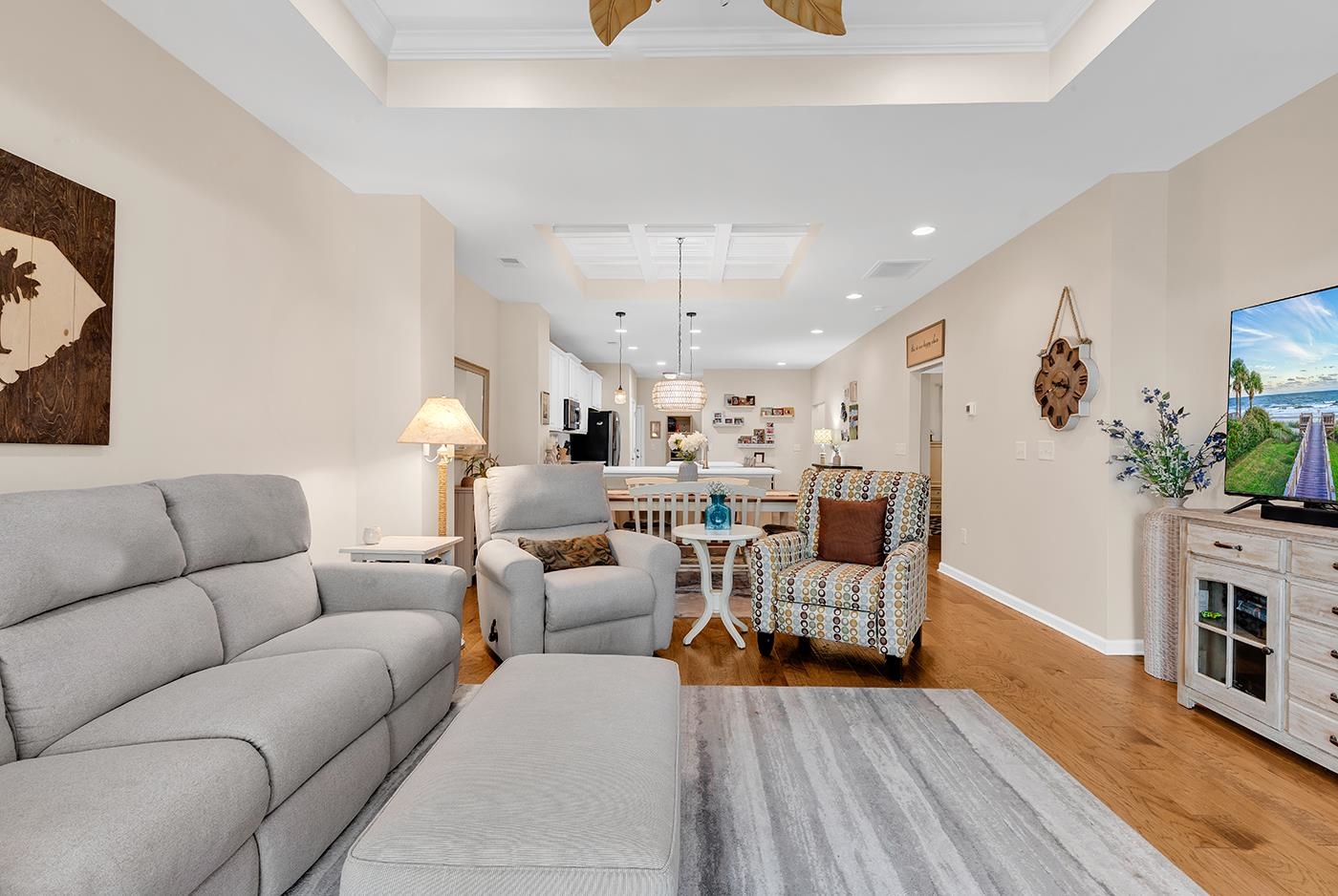 120 Queens Cove Place Property Photo 6
