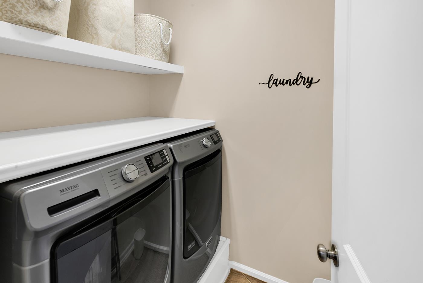 120 Queens Cove Place Property Photo 37