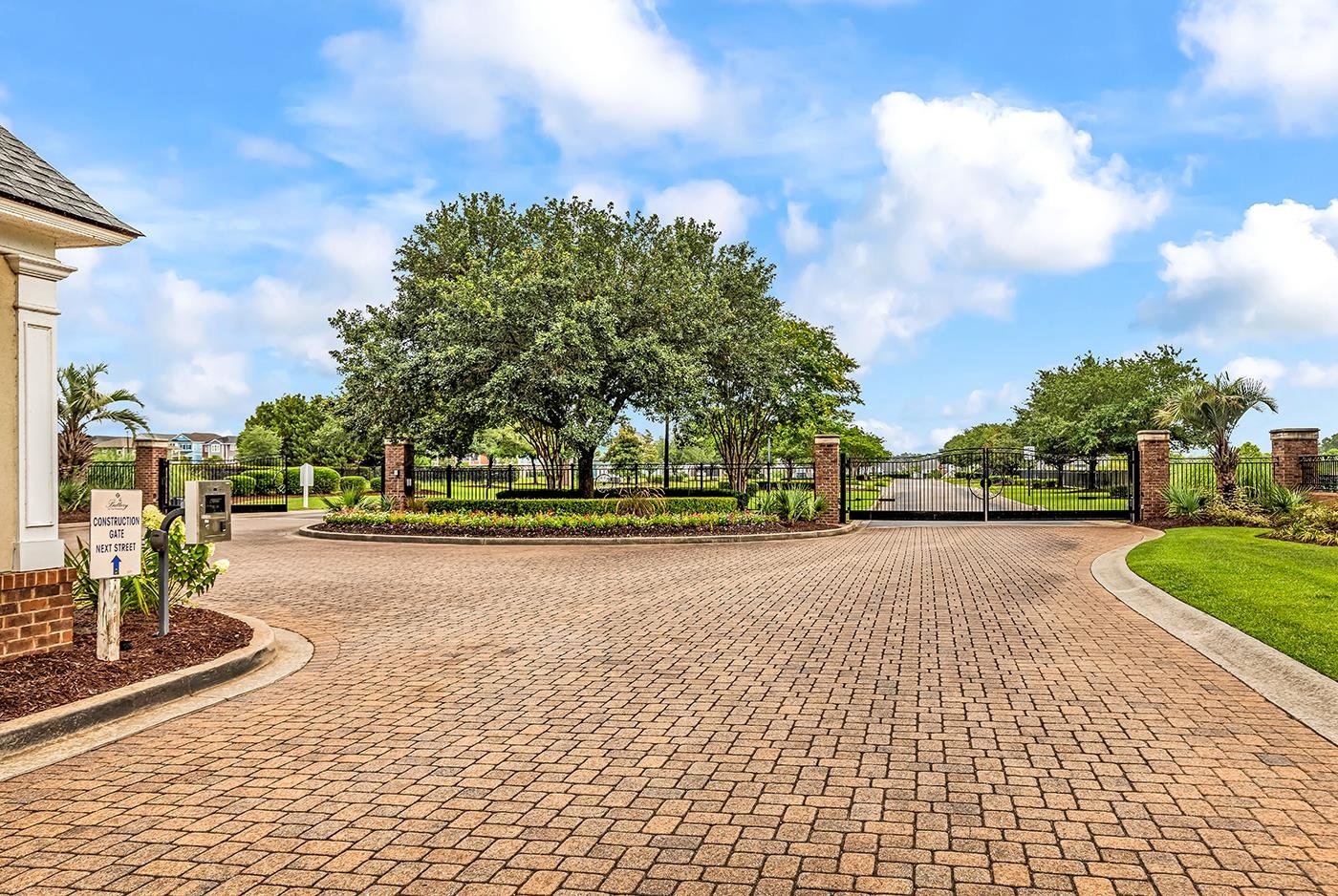 120 Queens Cove Place Property Photo 46