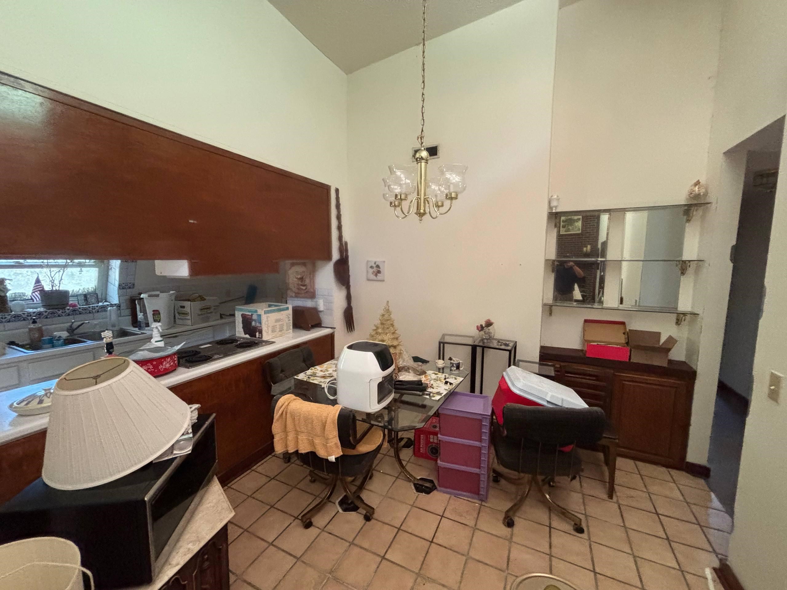 1343 Hagley Dr. Property Photo 6