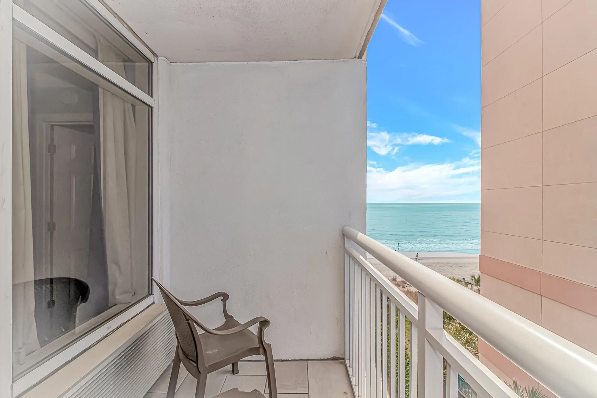 2201 S Ocean Blvd. Property Photo 3