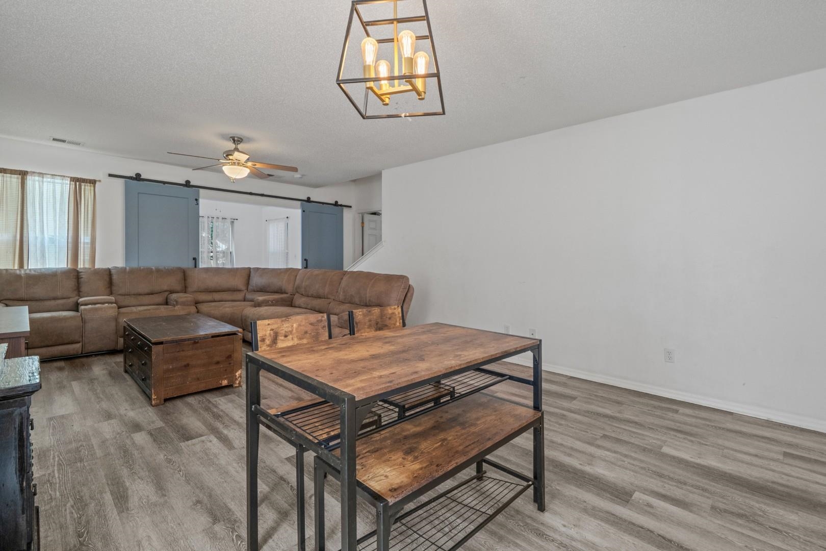 121 Bellegrove Dr. Property Photo 15