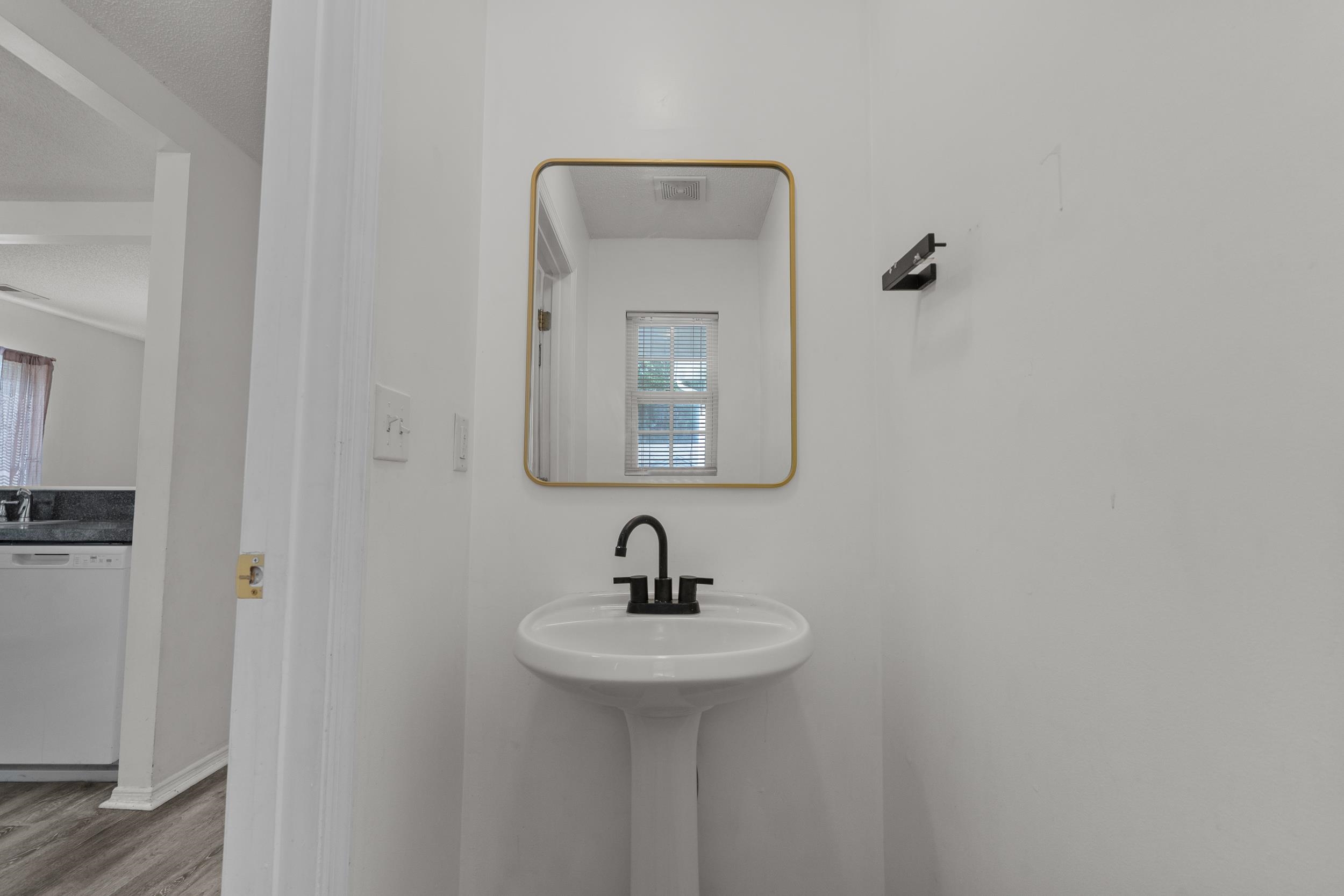 121 Bellegrove Dr. Property Photo 30