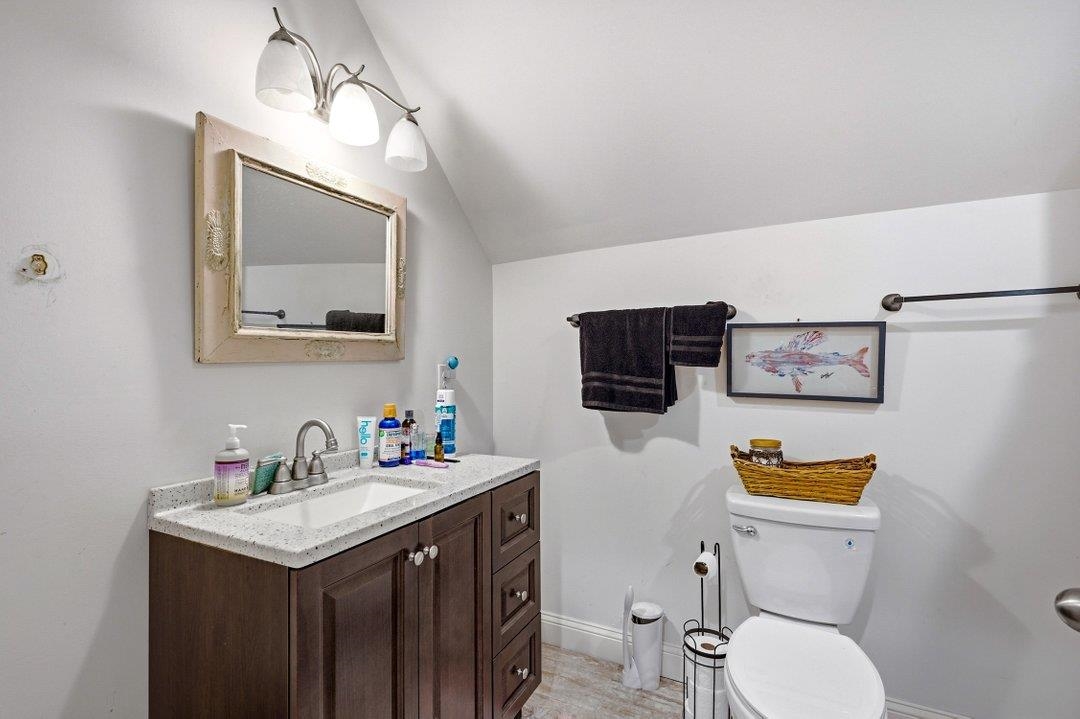 121 Willard St. Property Photo 33