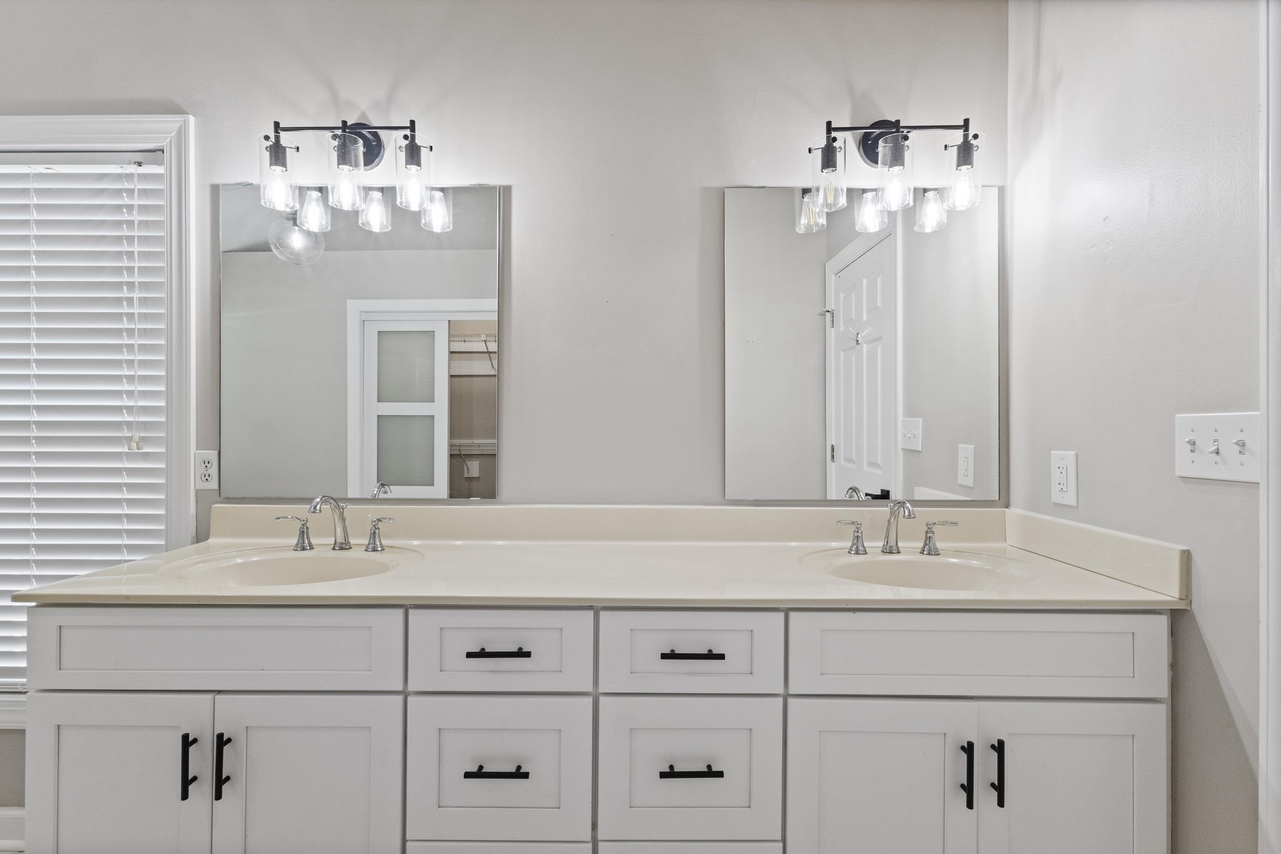 9511 Indigo Club Dr. Property Photo 15
