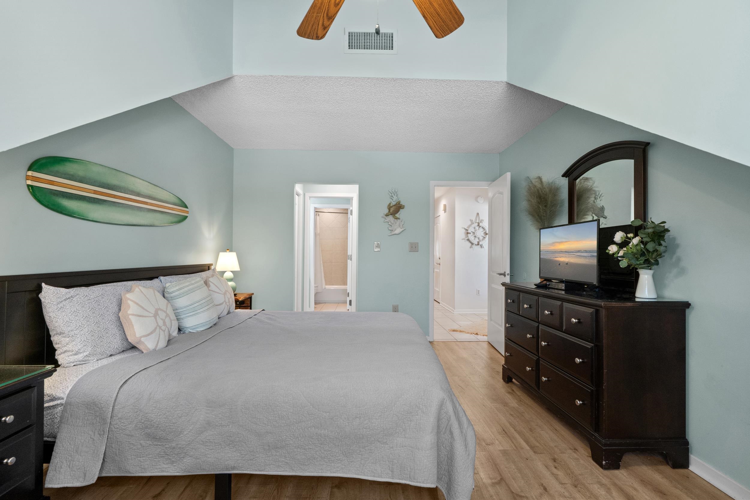 305 Myrtlewood Ct. Property Photo 19